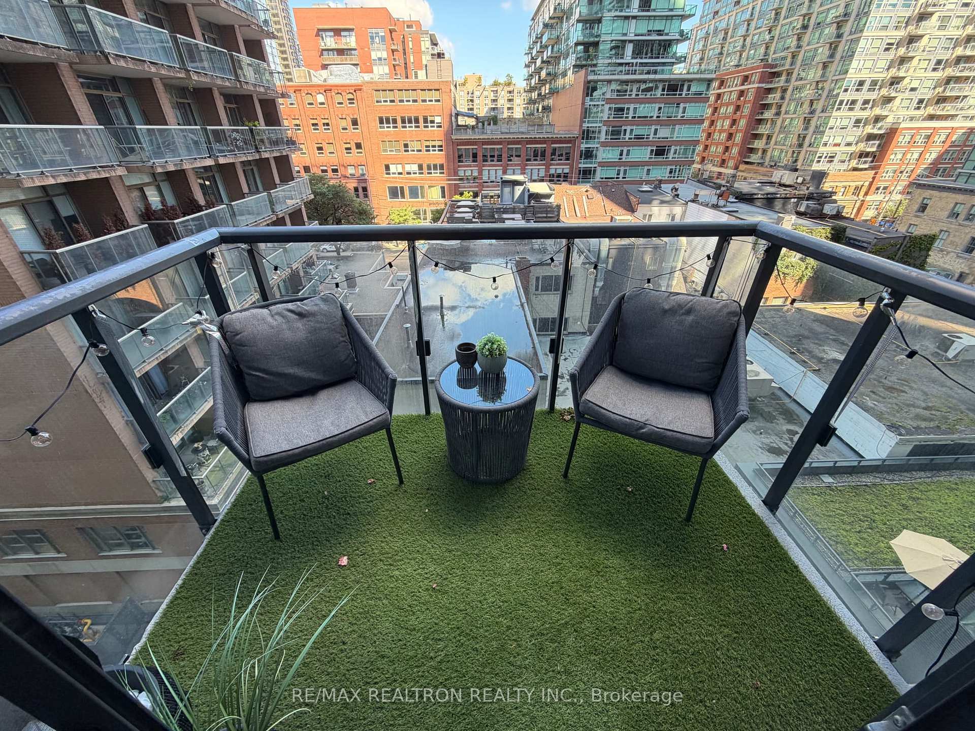 Photo 13 of Unit 611, 158 Front Street E, Toronto, Moss Park — HOMEH