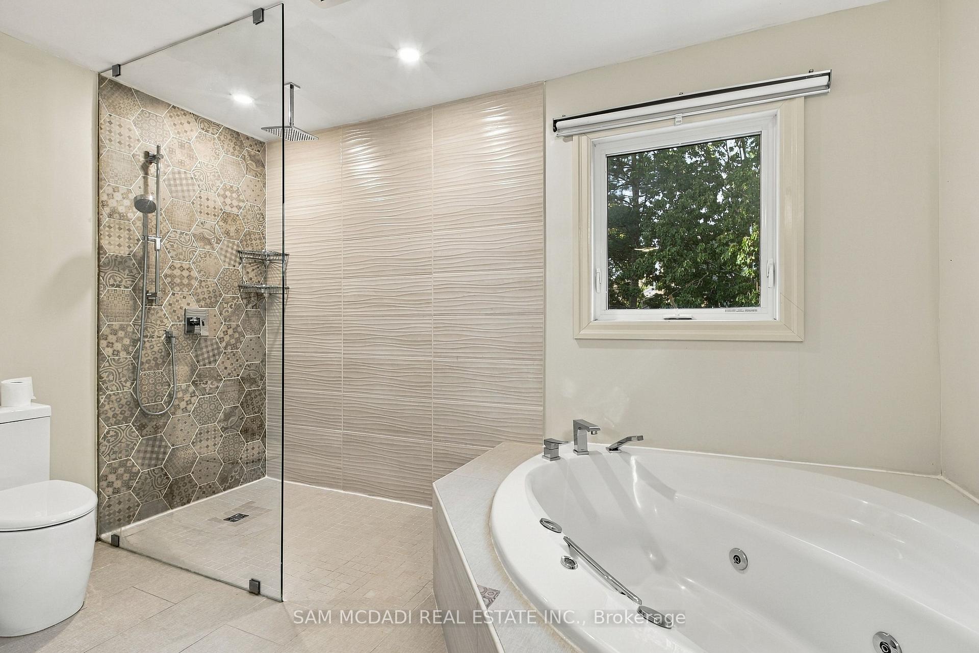Photo 23 of 2087 Mayflower Boulevard, Oakville, River Oaks — HOMEH