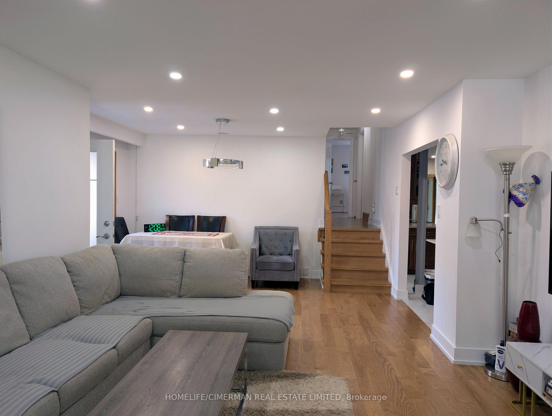 Photo 6 of 3225 Rymal Road, Mississauga, Applewood — HOMEH