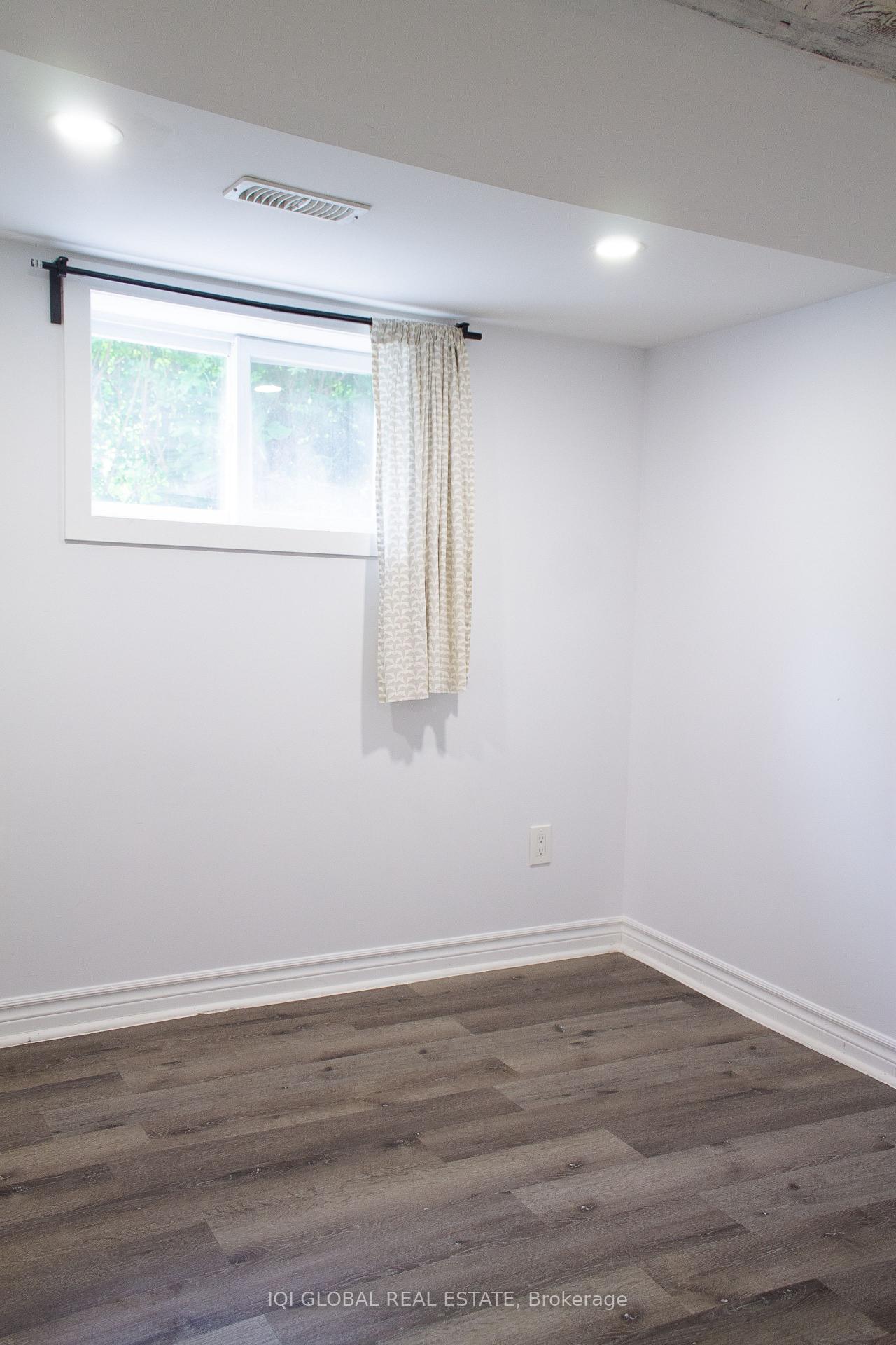 Photo 25 of 65 Holmes Avenue, Hamilton, Ainslie Wood — HOMEH
