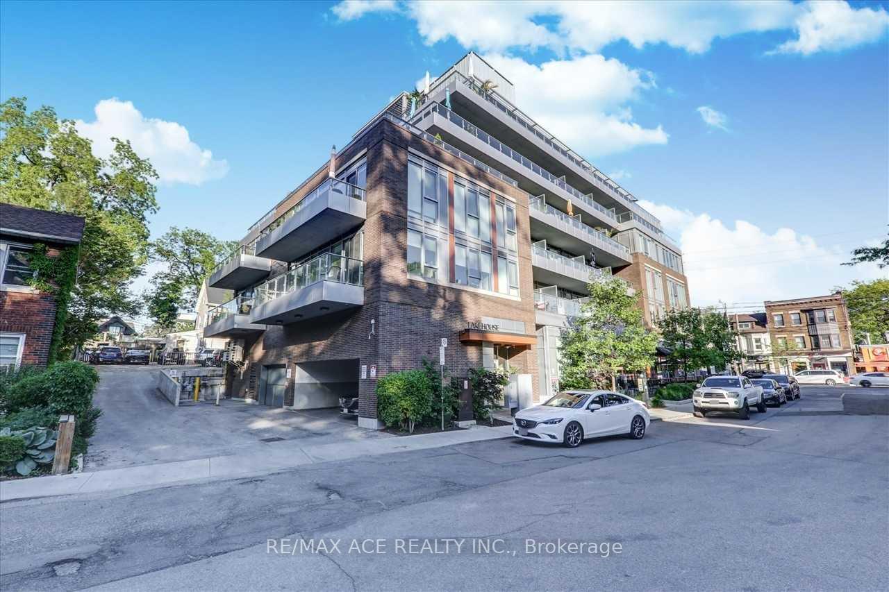 Photo 2 of Unit 206, 1960 Queen Street, Toronto, The Beaches — HOMEH