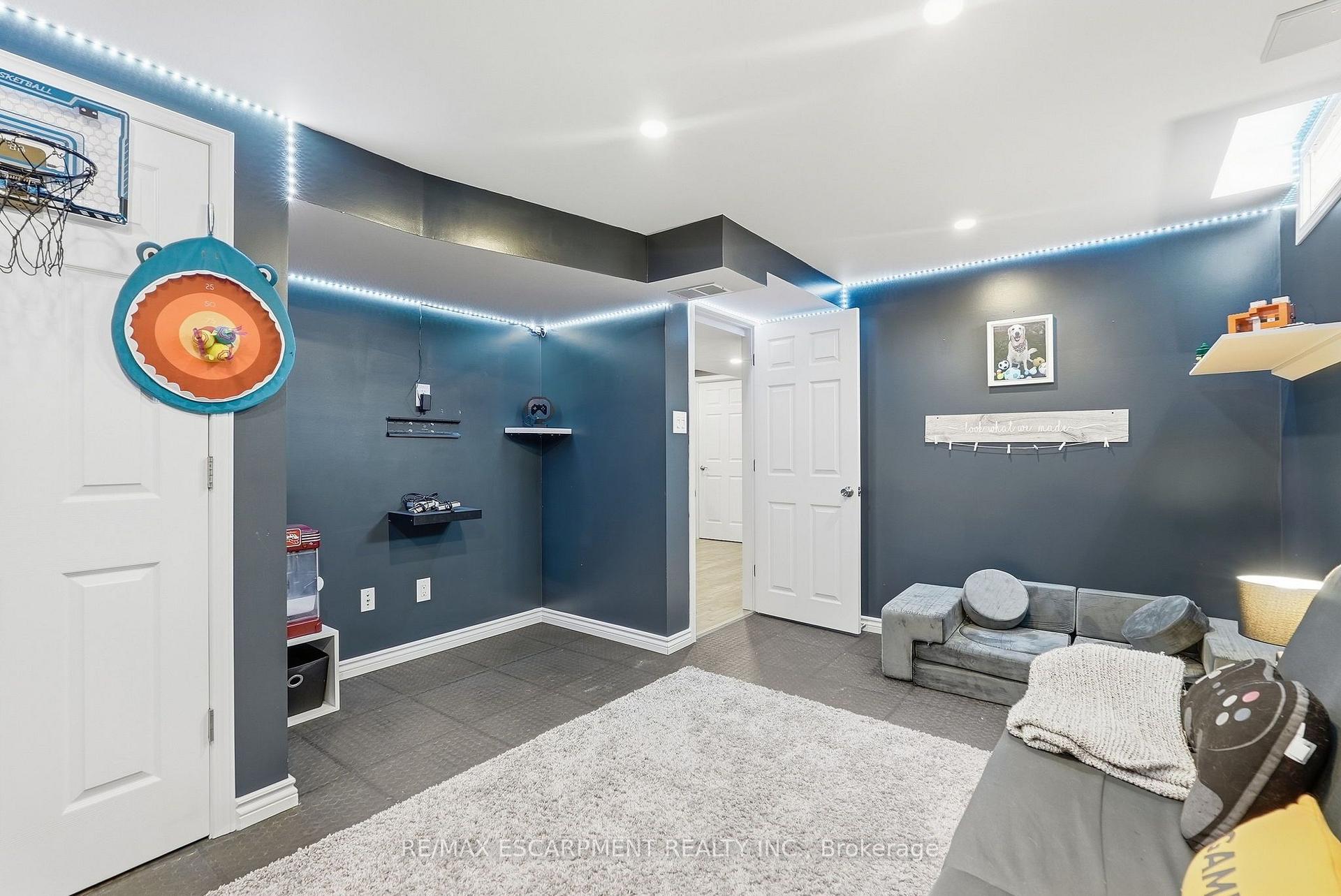 Photo 38 of 4109 Forest Run Avenue, Burlington, Tansley — HOMEH
