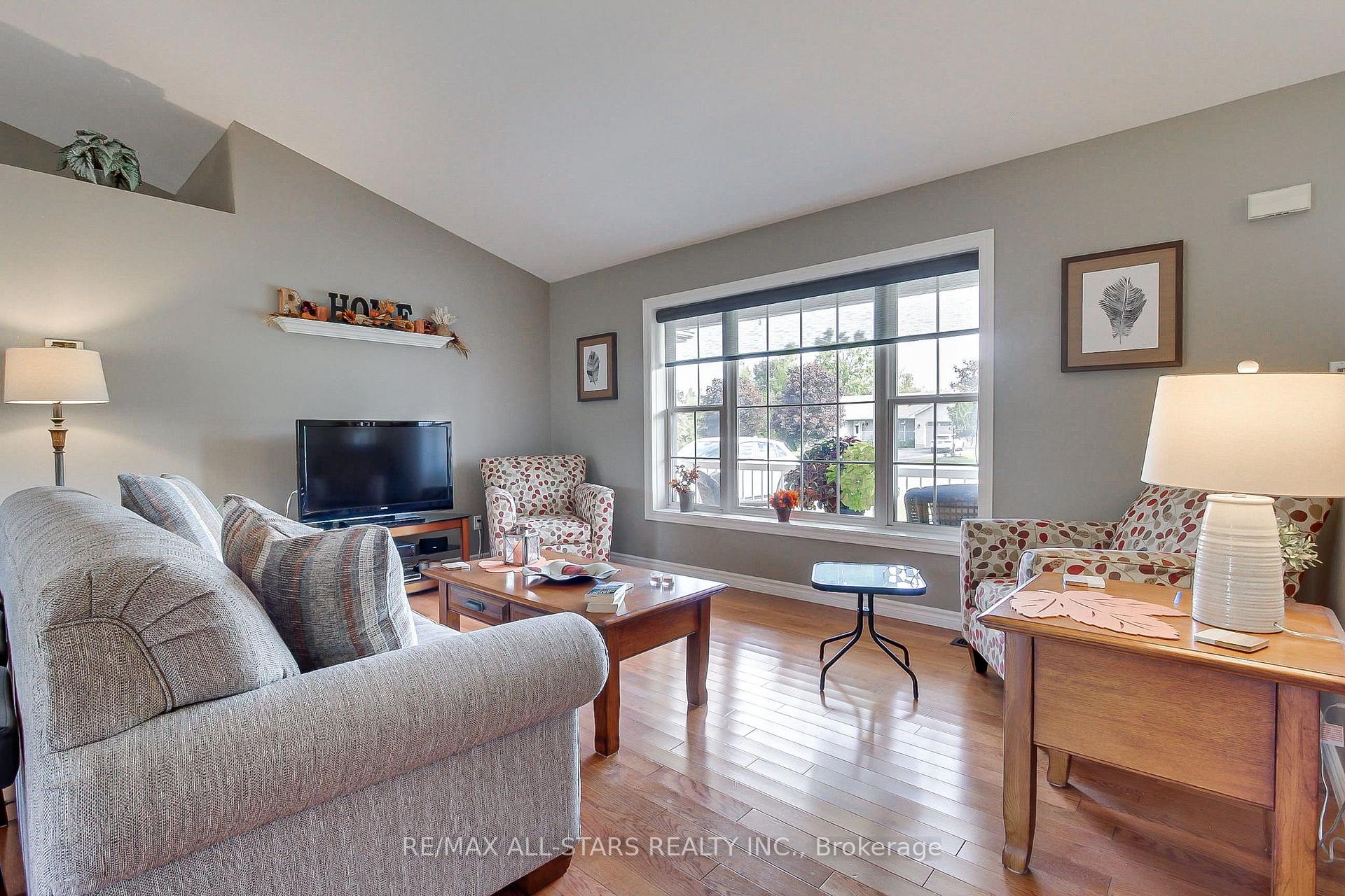 Photo 10 of 4020 Margaret Orr Boulevard, Ramara, Rural Ramara — HOMEH