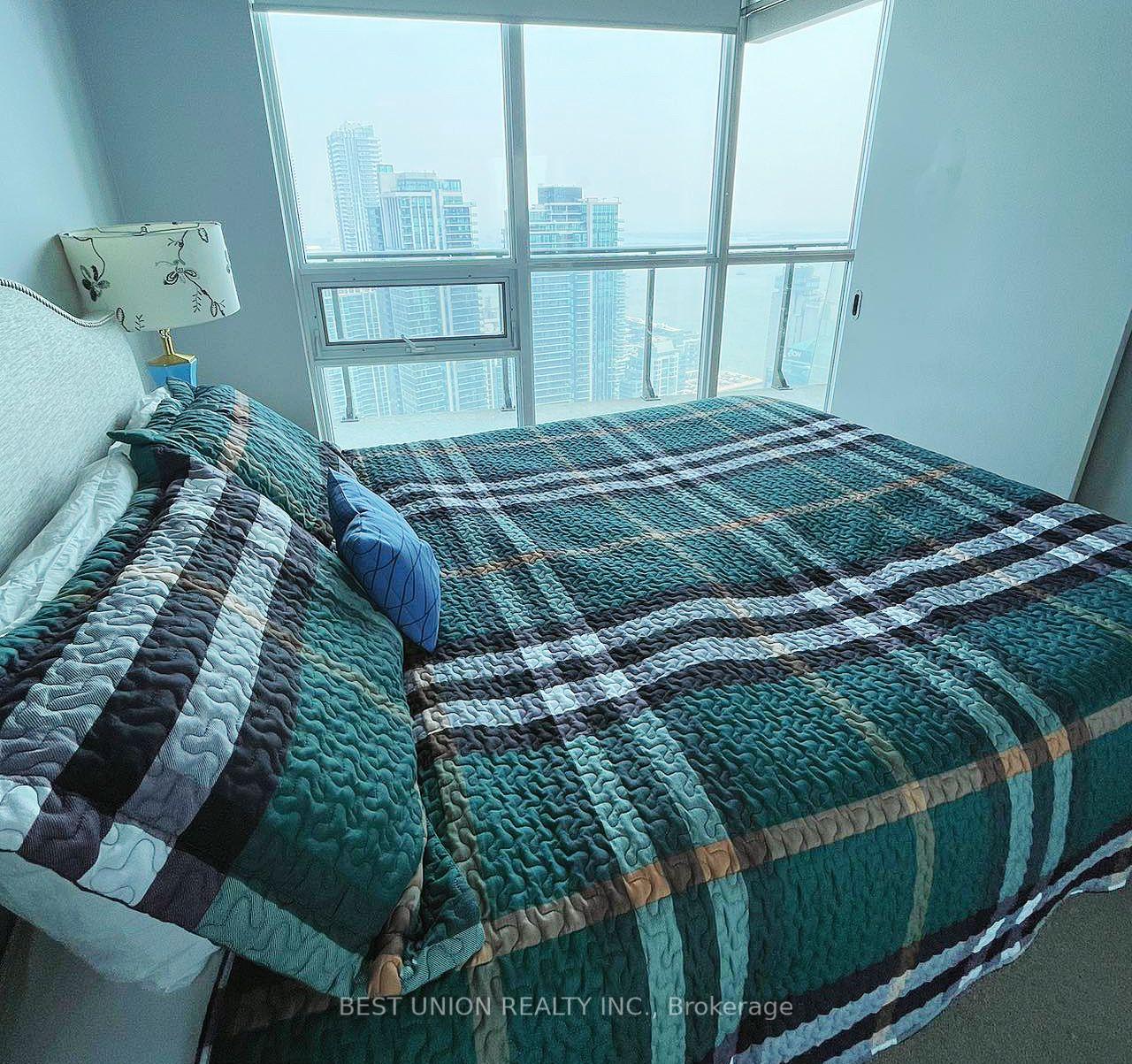 Photo 4 of Unit 4909, 65 Bremner Boulevard, Toronto, Waterfront Communities — HOMEH