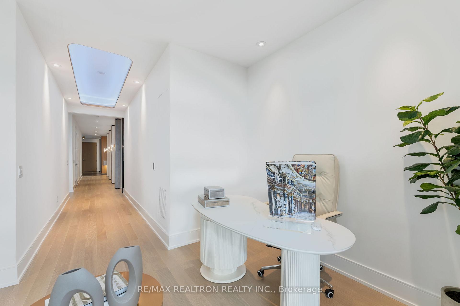 Photo 13 of Unit 418, 399 Royal Orchard Boulevard, Markham, Royal Orchard — HOMEH