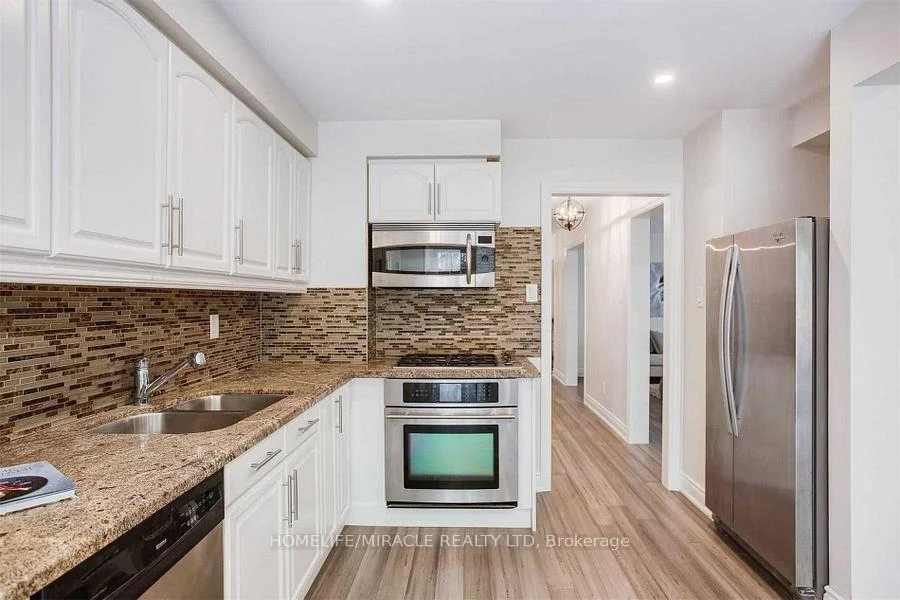 Photo 15 of 2889 Gulfstream Way, Mississauga, Meadowvale — HOMEH