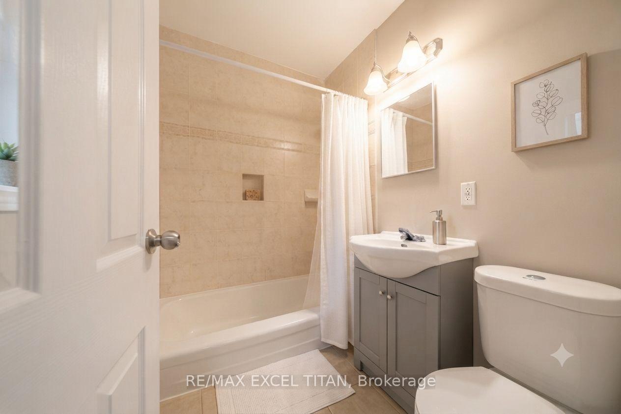 Photo 6 of Unit 310A, 468 Ottawa Street, Hamilton, Corktown — HOMEH