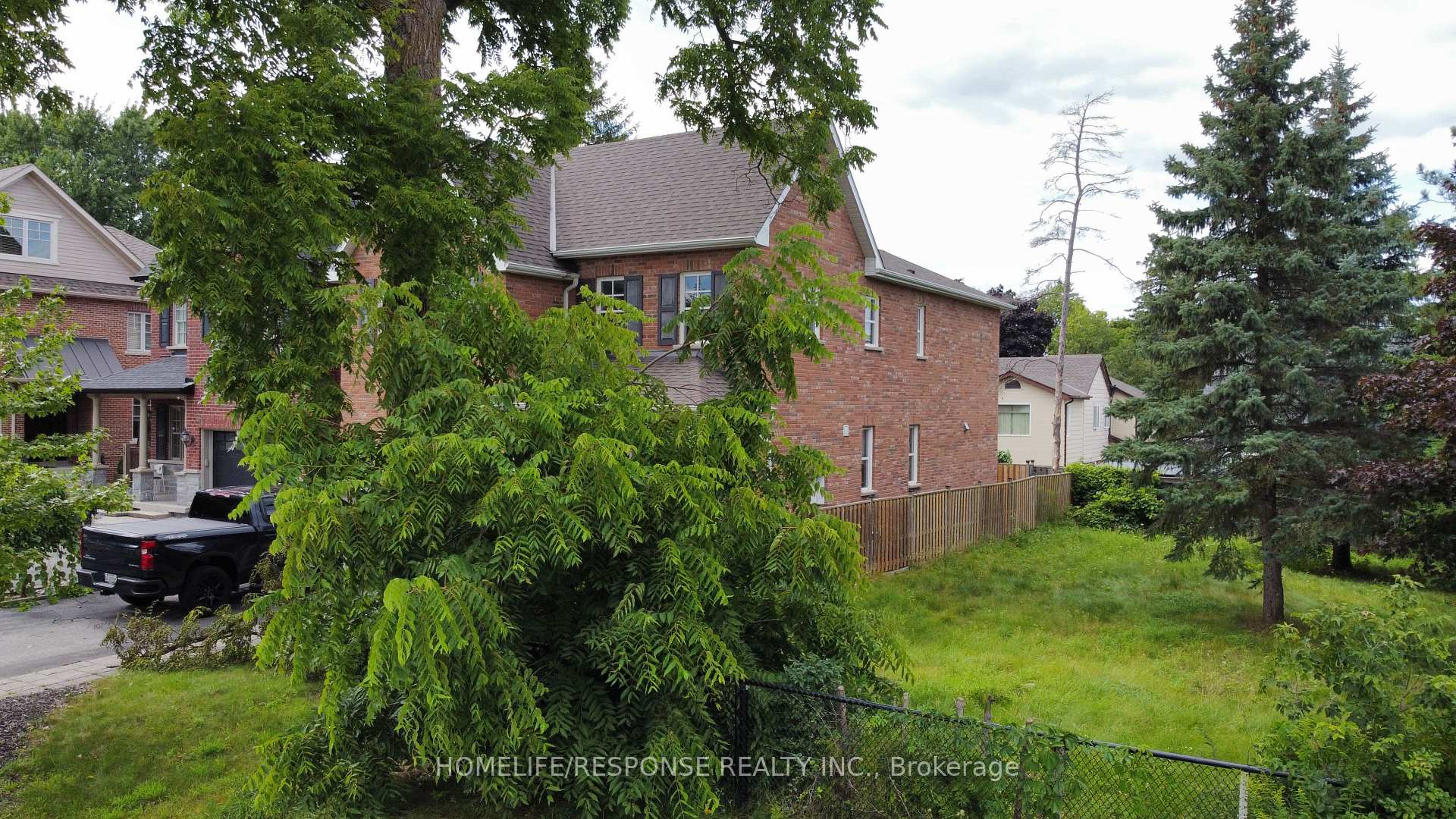 Photo 3 of 20 James Scott Road, Markham, Vinegar Hill — HOMEH