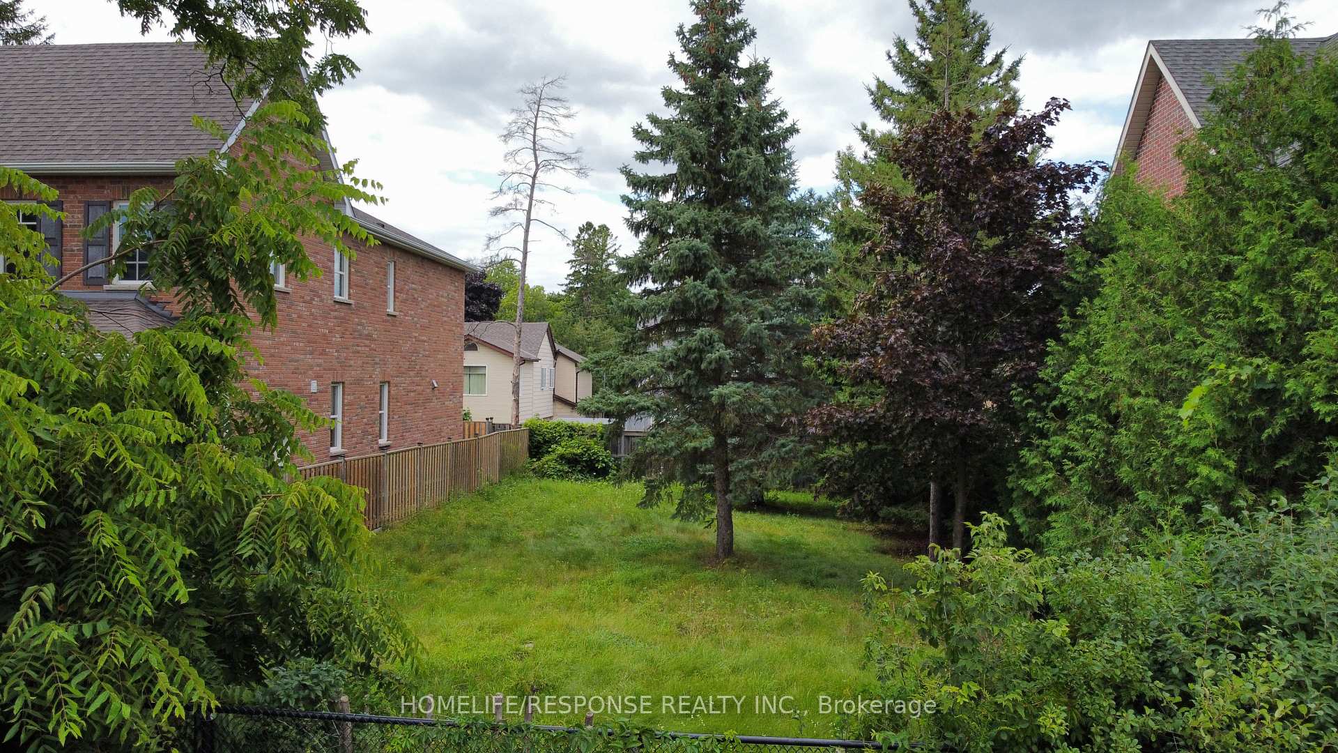 Photo 4 of 20 James Scott Road, Markham, Vinegar Hill — HOMEH