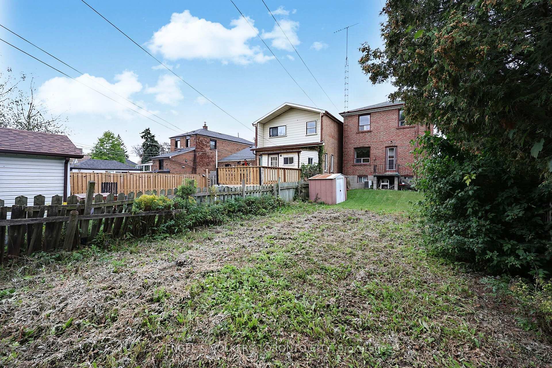 Photo 46 of 189 Locksley Avenue, North York, Briar Hill-Belgravia — HOMEH