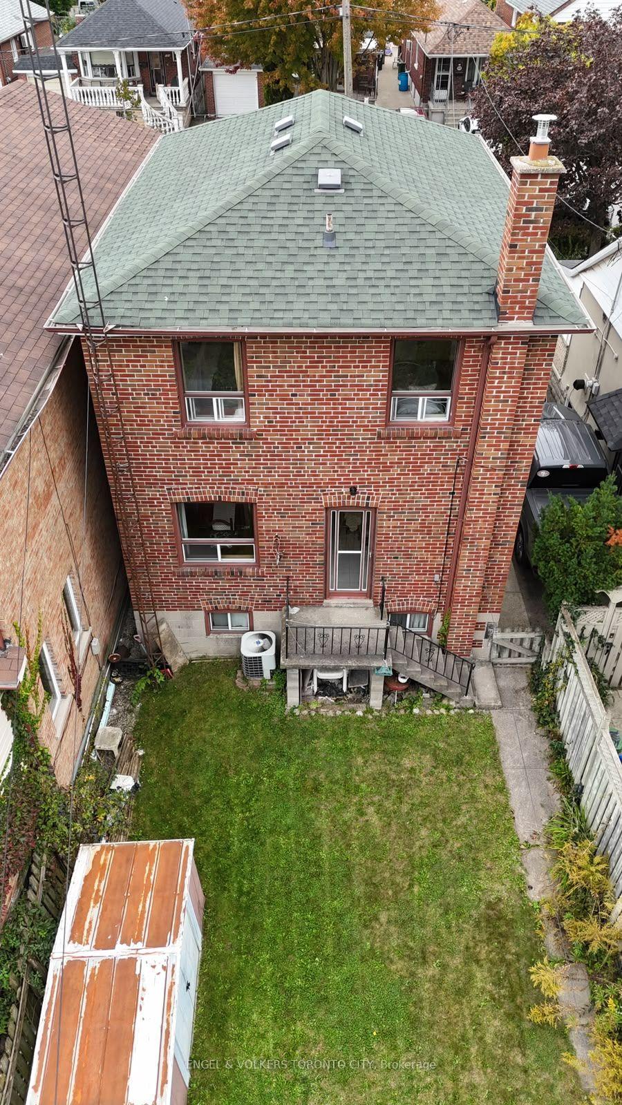 Photo 50 of 189 Locksley Avenue, North York, Briar Hill-Belgravia — HOMEH