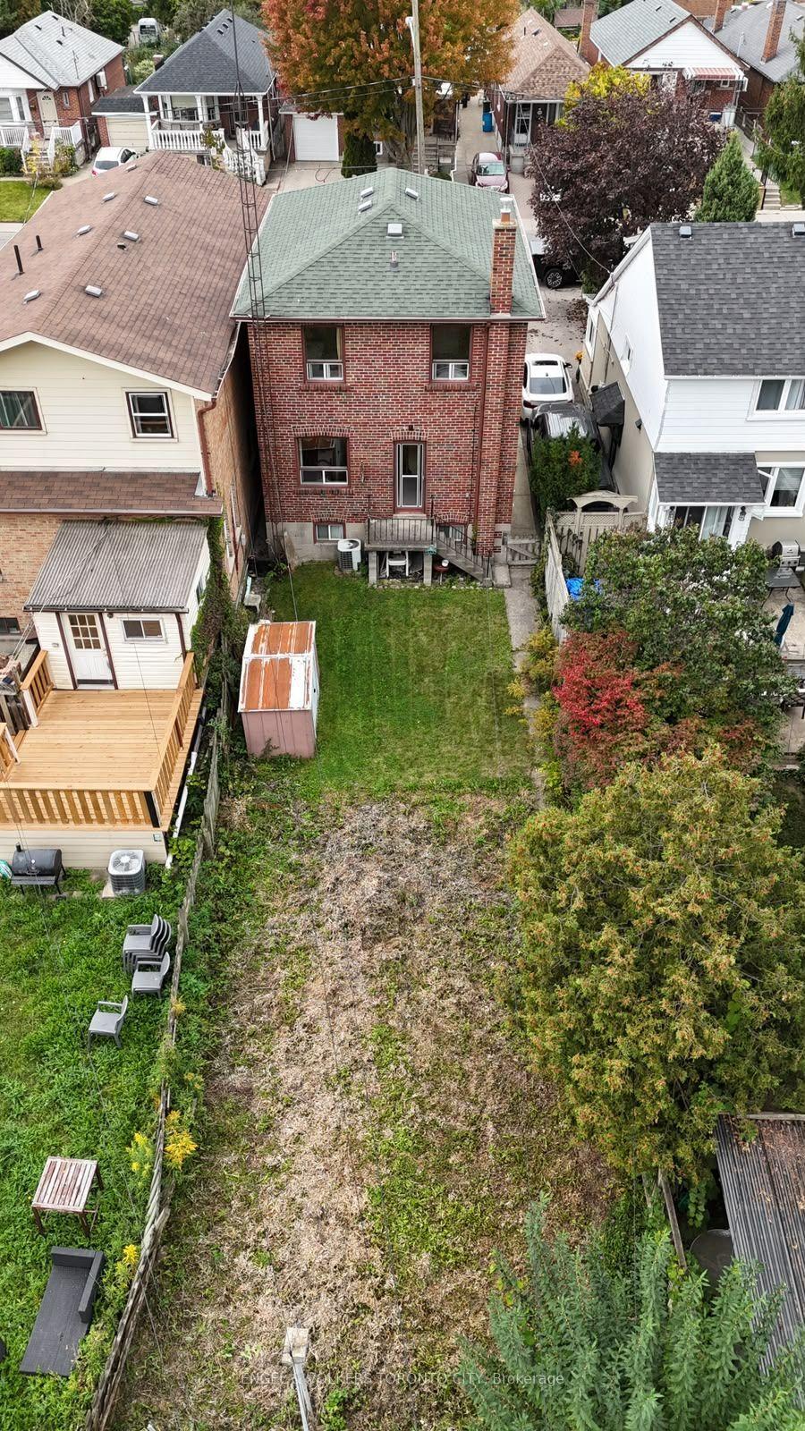 Photo 51 of 189 Locksley Avenue, North York, Briar Hill-Belgravia — HOMEH