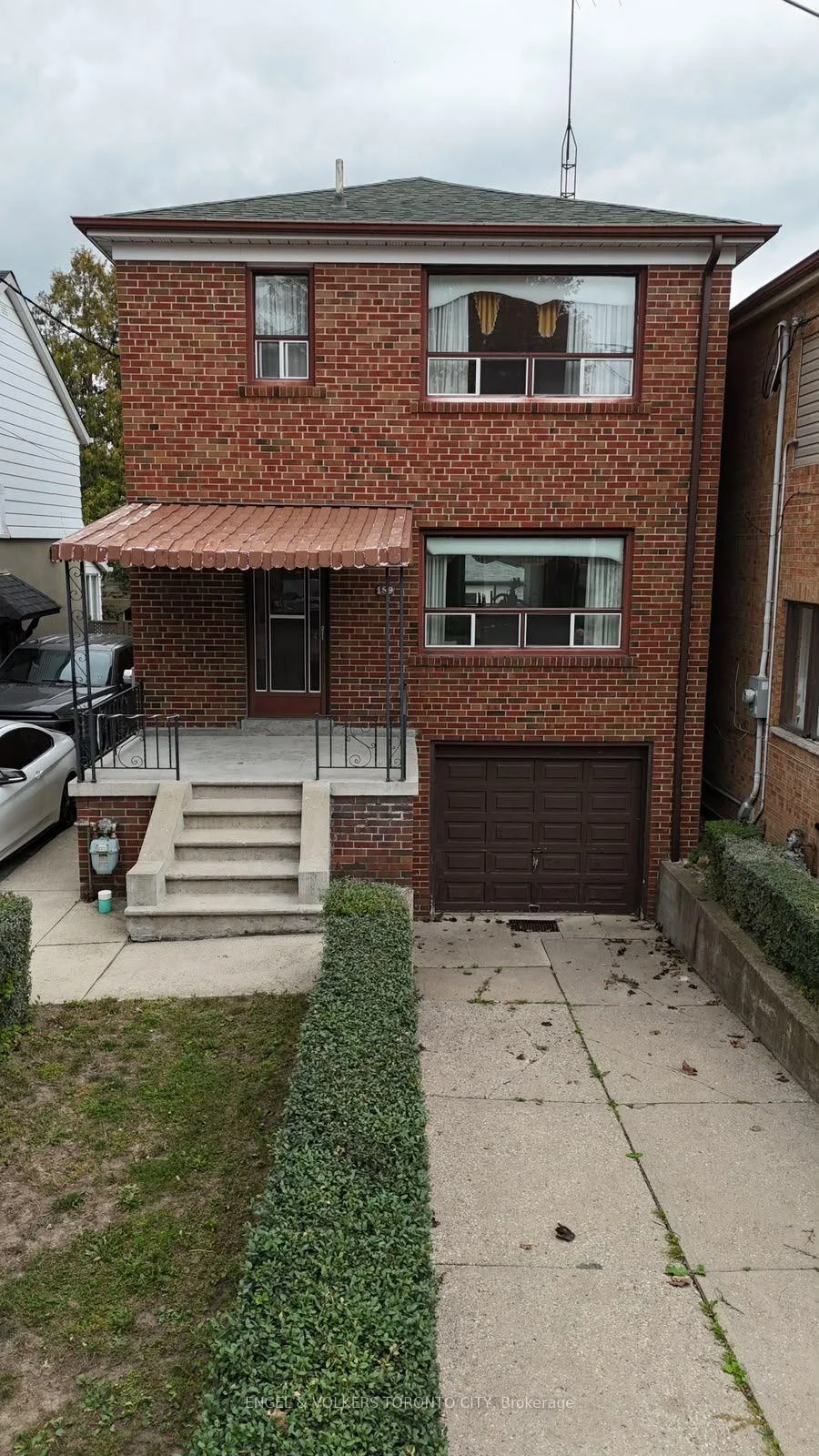 Photo 3 of 189 Locksley Avenue, North York, Briar Hill-Belgravia — HOMEH