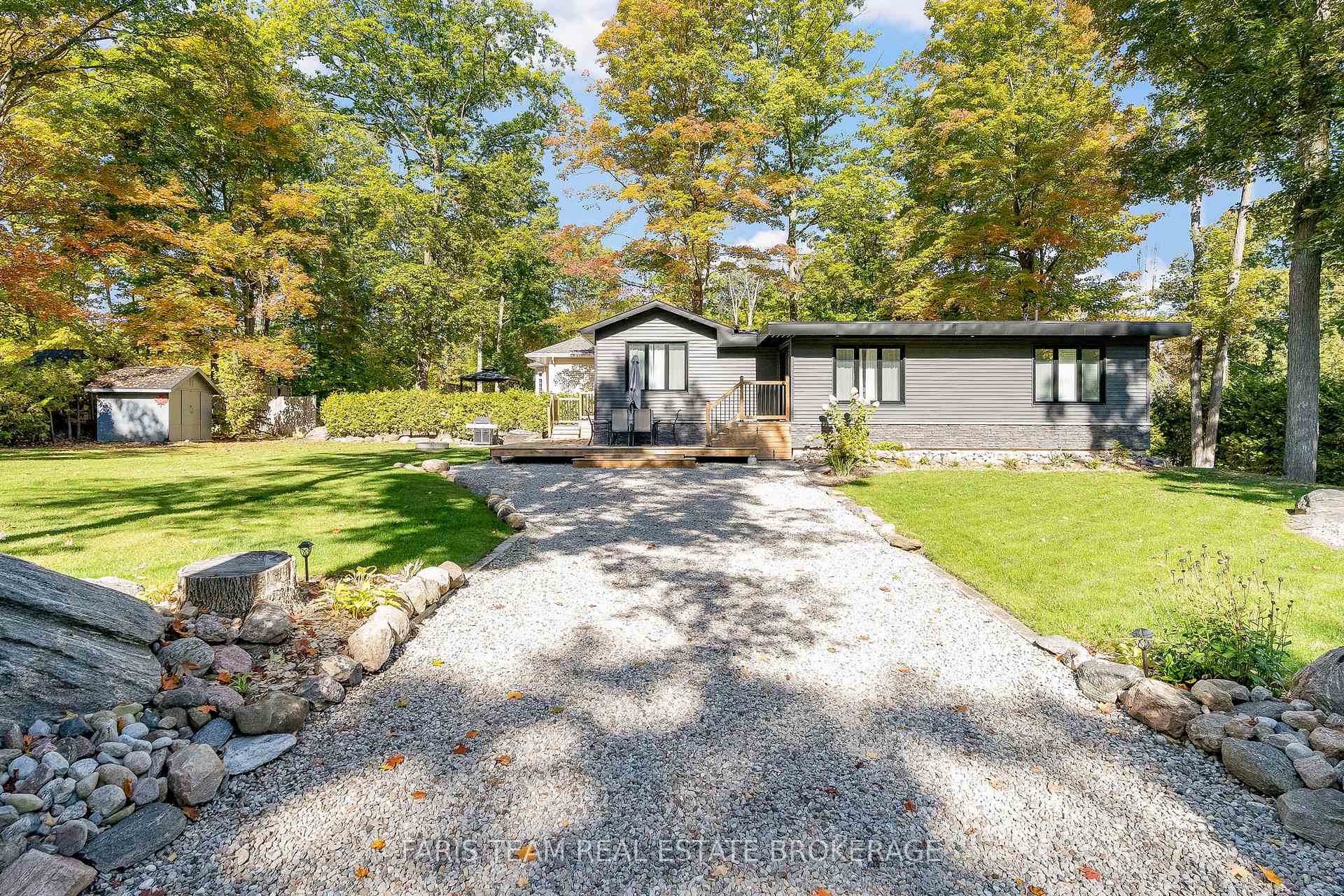 Photo 3 of 1720 Tay Point Road, Penetanguishene — HOMEH