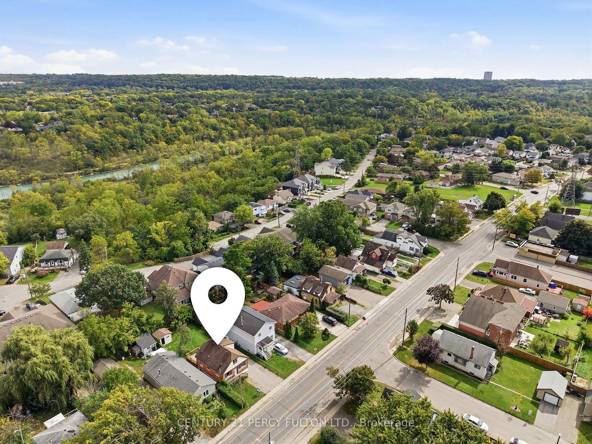 Photo 3 of 119 Pelham Road, St. Catharines, Western Hill — HOMEH