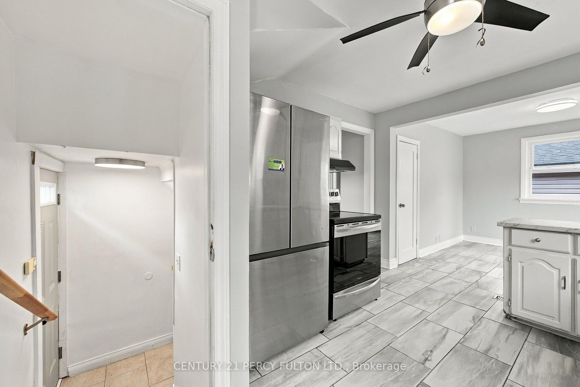 Photo 20 of 119 Pelham Road, St. Catharines, Western Hill — HOMEH