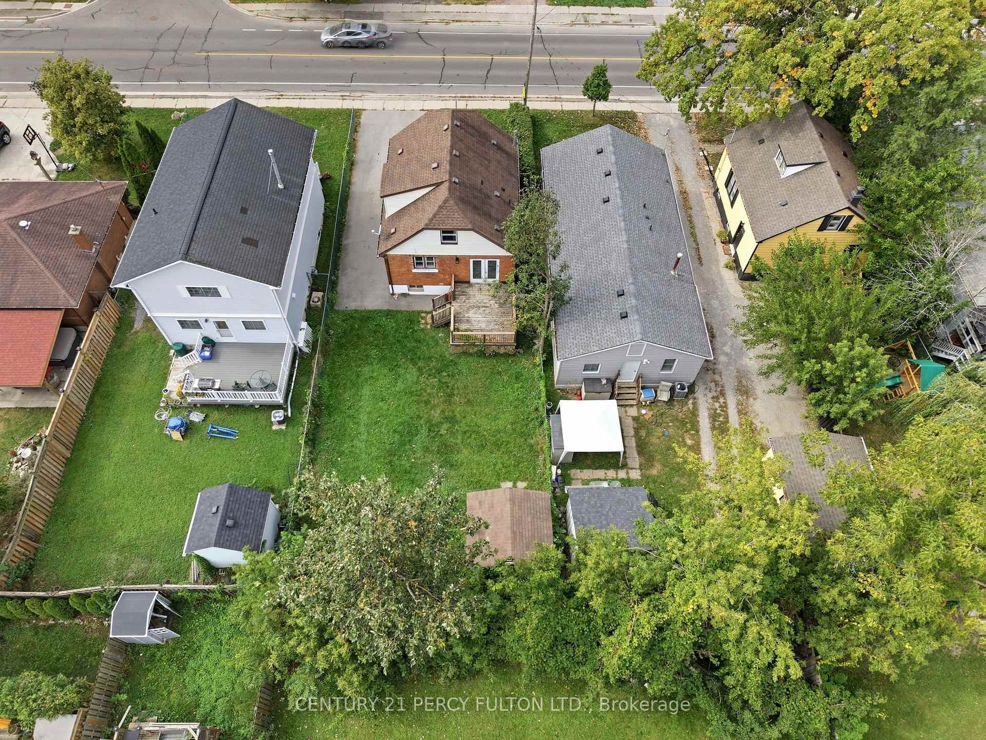 Photo 40 of 119 Pelham Road, St. Catharines, Western Hill — HOMEH