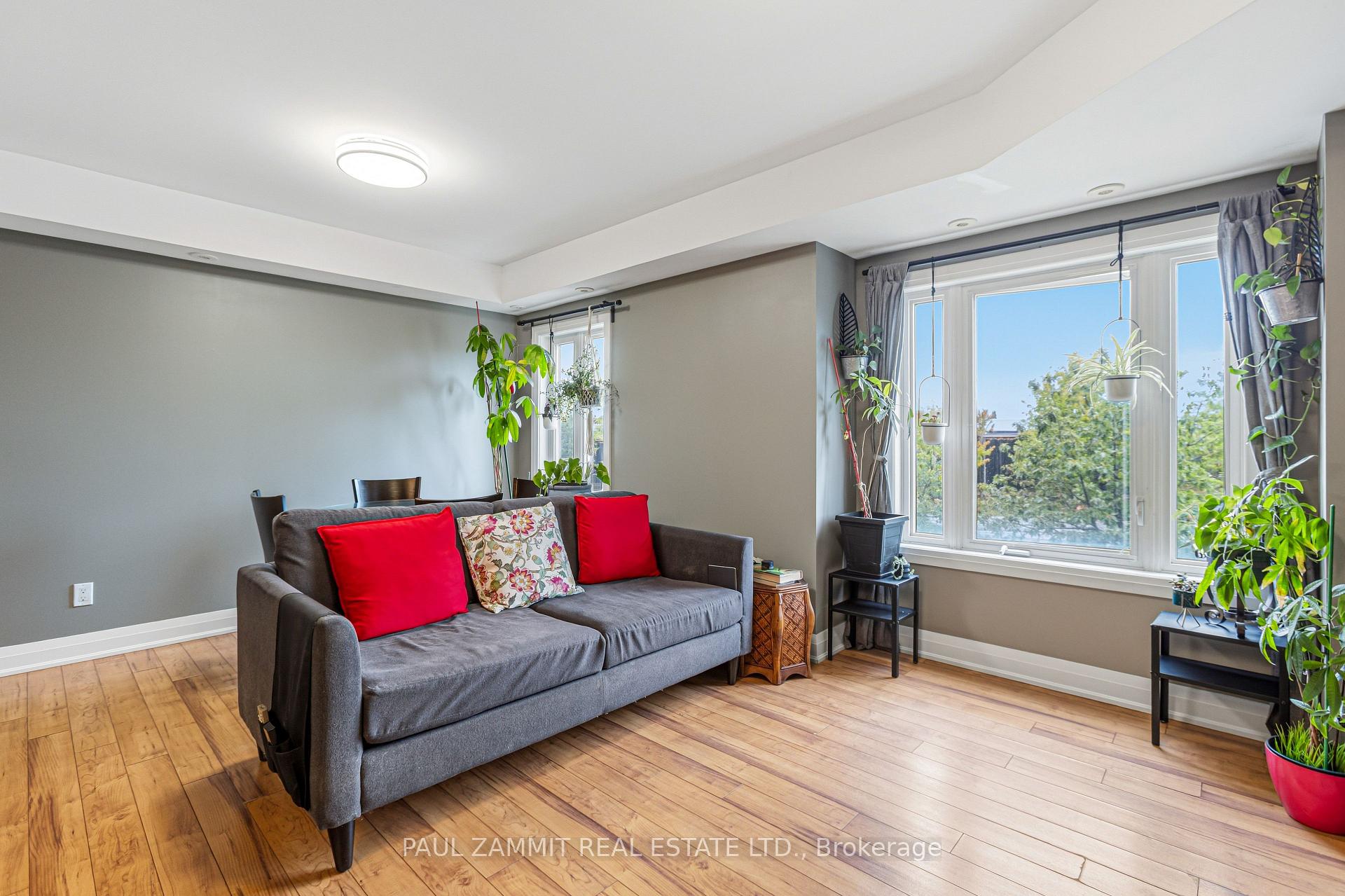 Photo 7 of Unit 217, 320 John Street, Markham, Aileen-Willowbrook — HOMEH