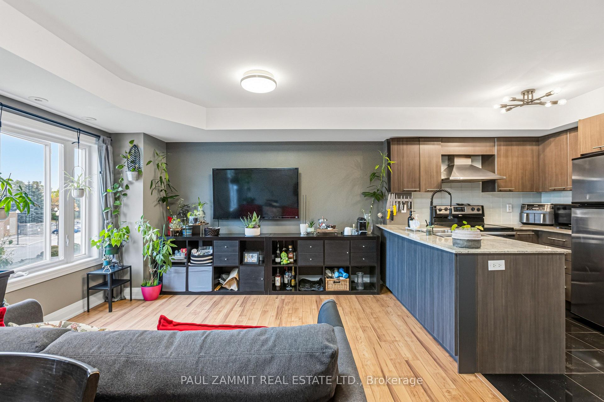 Photo 10 of Unit 217, 320 John Street, Markham, Aileen-Willowbrook — HOMEH