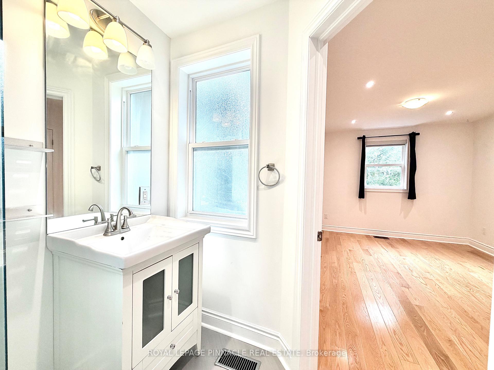 Photo 16 of Unit Main, 148 Campbell Avenue, Toronto, Dovercourt-Wallace Emerson-Junction — HOMEH