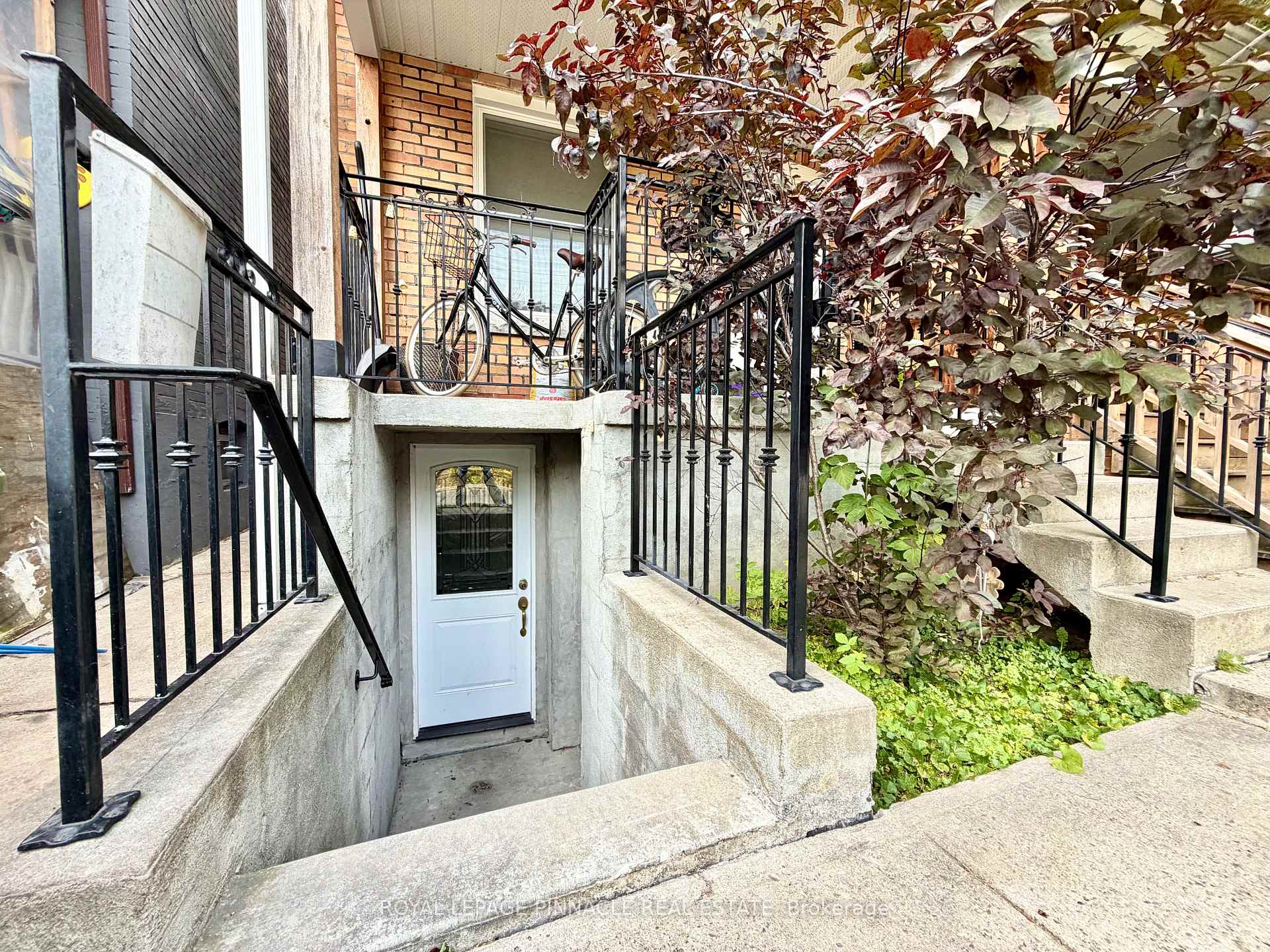 Photo 1 of Unit Lower, 136 Campbell Avenue, Toronto, Dovercourt-Wallace Emerson-Junction — HOMEH