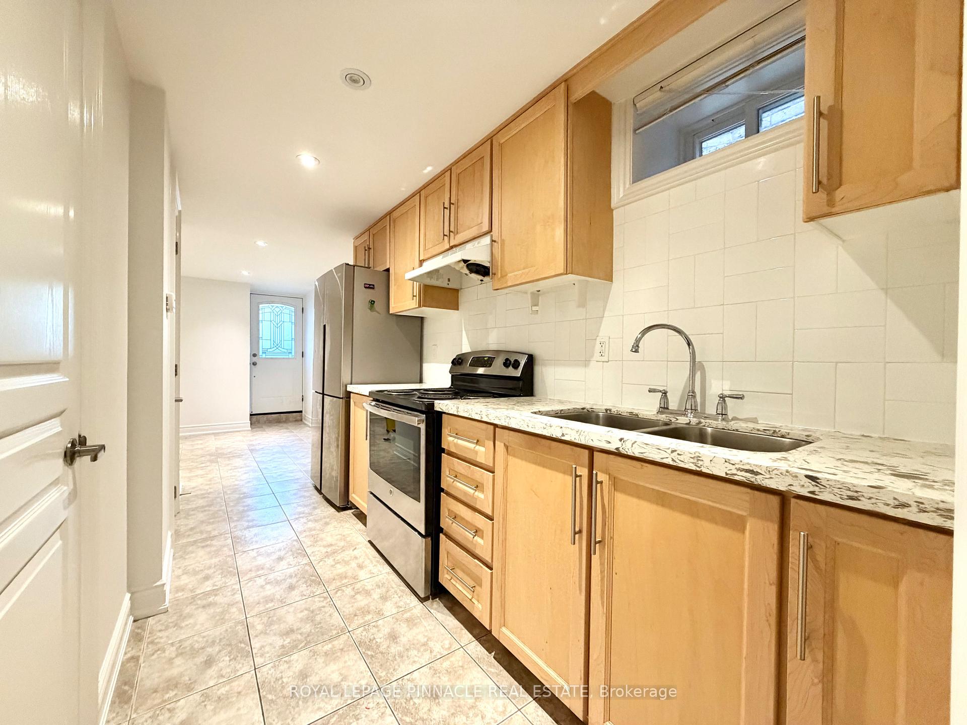 Photo 2 of Unit Lower, 136 Campbell Avenue, Toronto, Dovercourt-Wallace Emerson-Junction — HOMEH