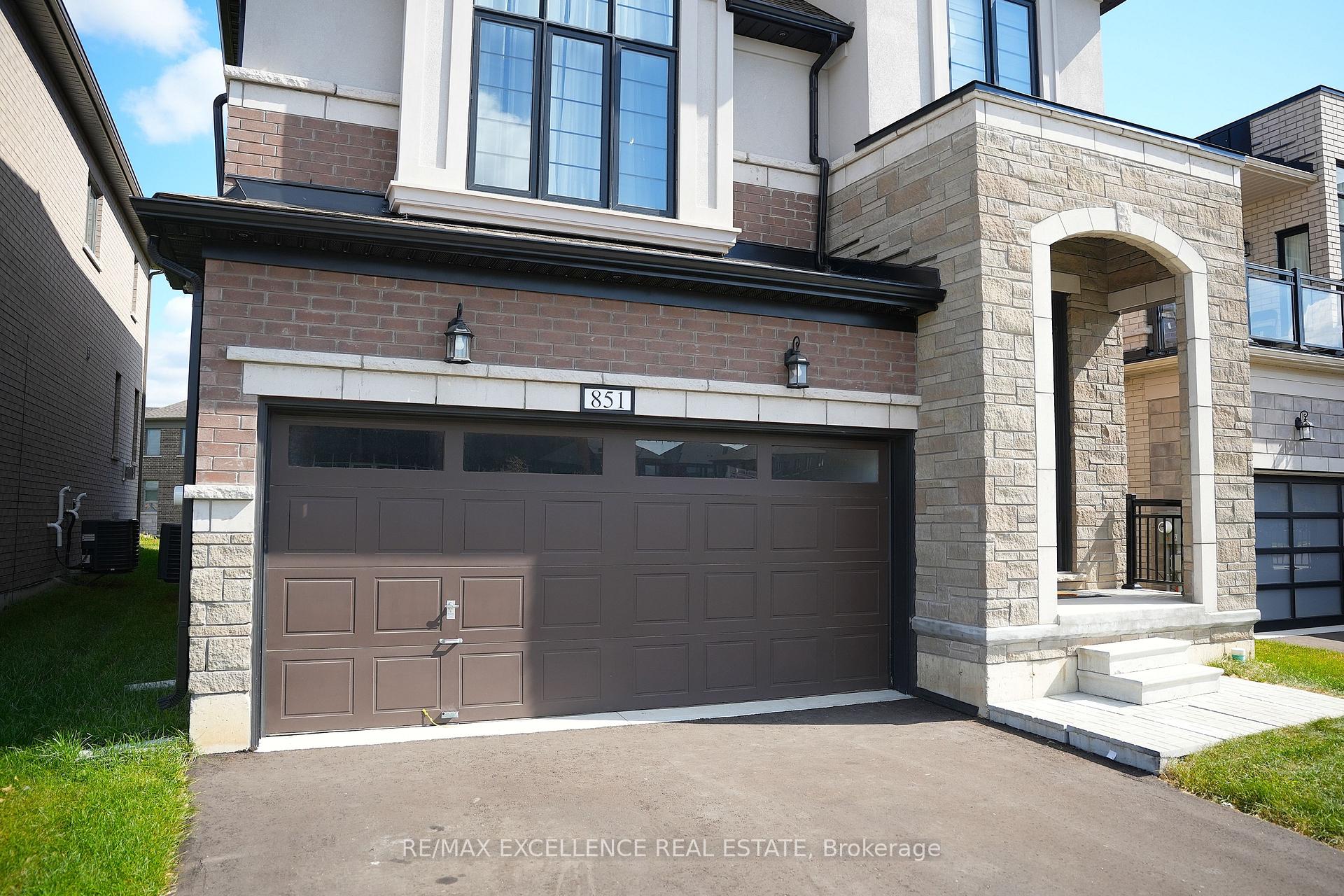 Photo 3 of 851 Queenston Boulevard, Woodstock, Woodstock - North — HOMEH