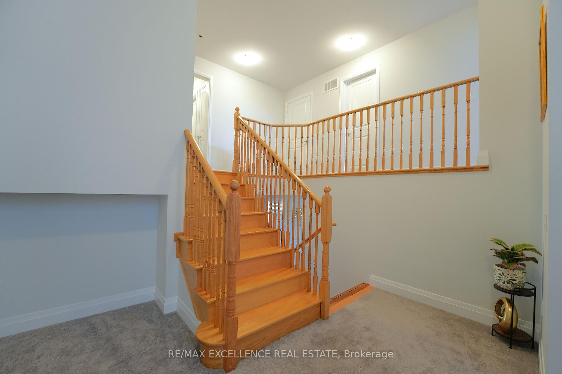 Photo 20 of 851 Queenston Boulevard, Woodstock, Woodstock - North — HOMEH