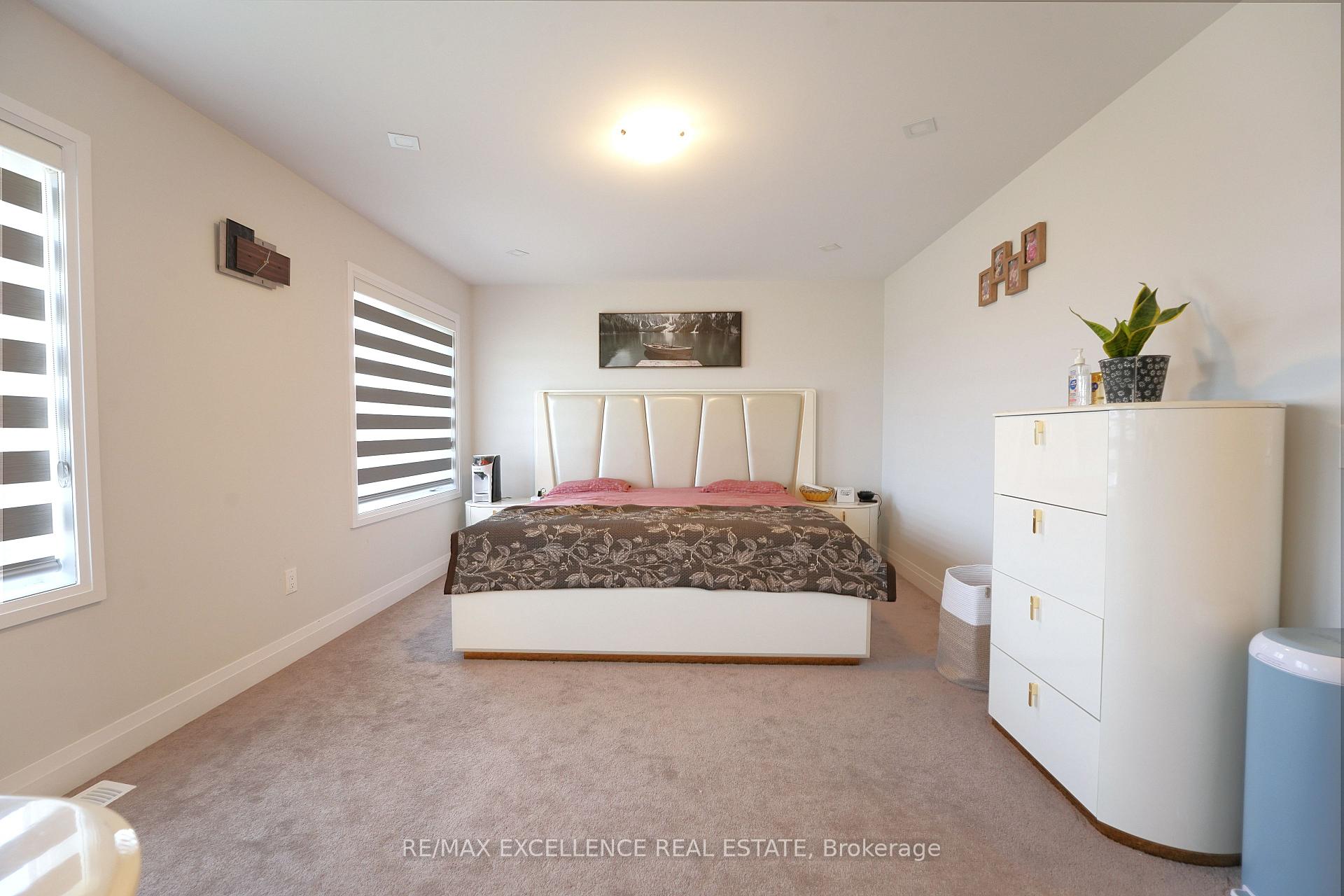Photo 21 of 851 Queenston Boulevard, Woodstock, Woodstock - North — HOMEH