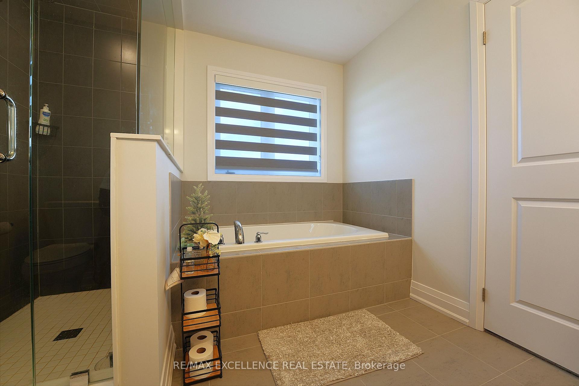 Photo 25 of 851 Queenston Boulevard, Woodstock, Woodstock - North — HOMEH