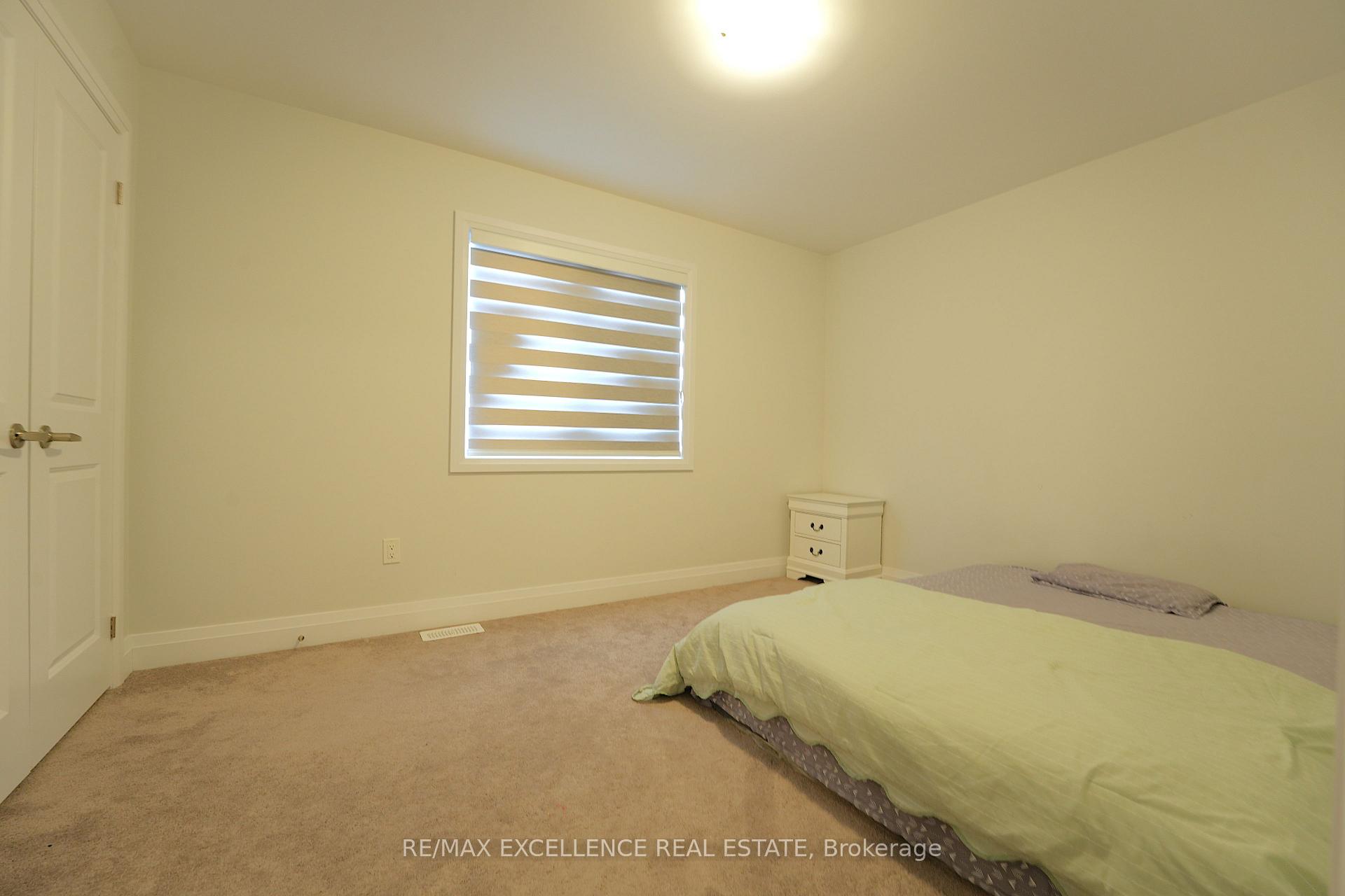 Photo 27 of 851 Queenston Boulevard, Woodstock, Woodstock - North — HOMEH
