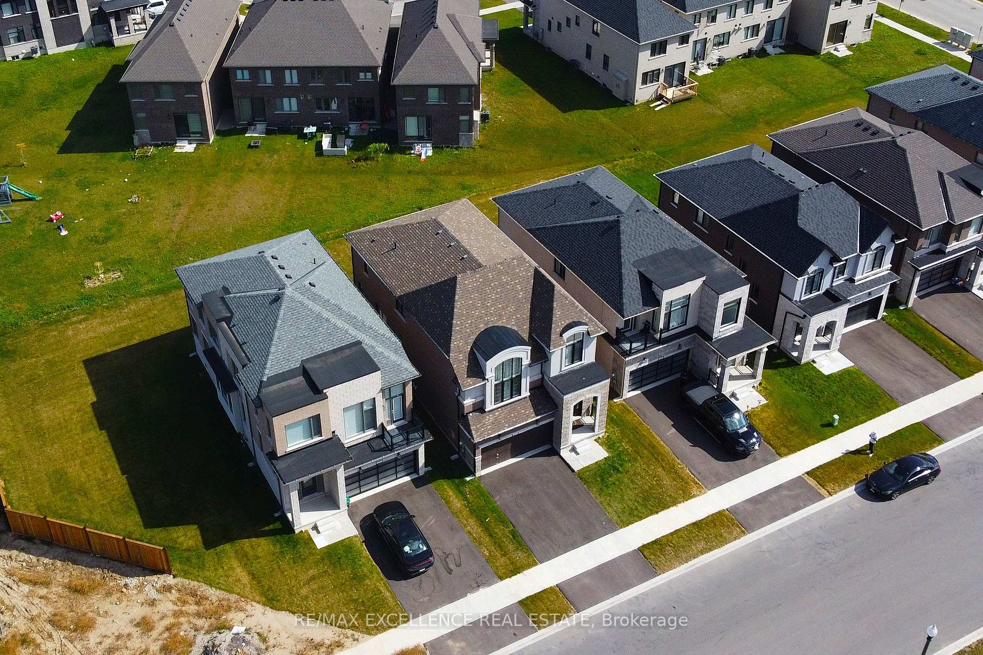 Photo 34 of 851 Queenston Boulevard, Woodstock, Woodstock - North — HOMEH