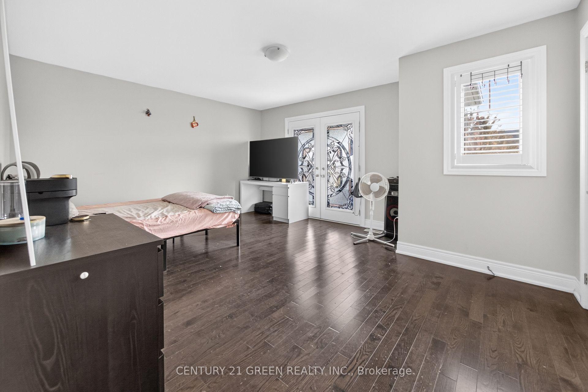 Photo 21 of 32 Attraction Drive, Brampton, Bram West — HOMEH