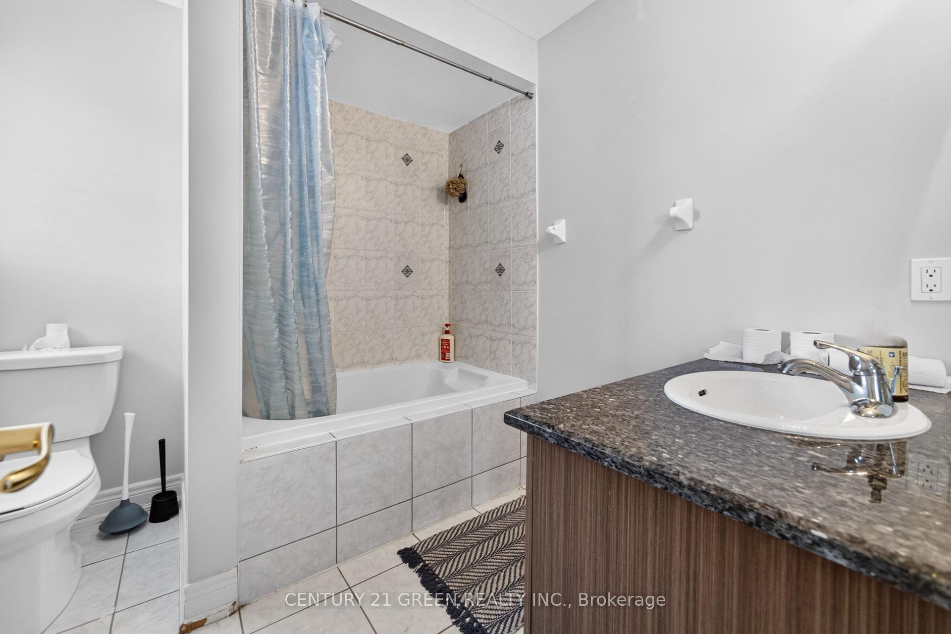 Photo 17 of 32 Attraction Drive, Brampton, Bram West — HOMEH