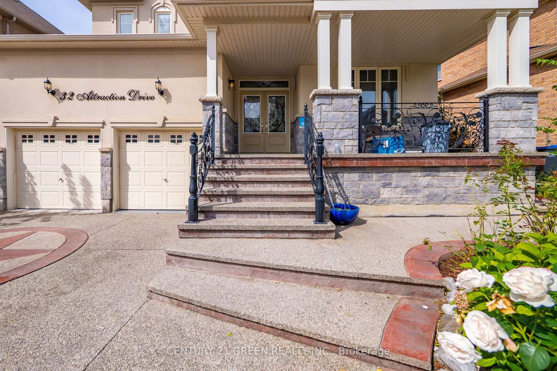 Photo 36 of 32 Attraction Drive, Brampton, Bram West — HOMEH
