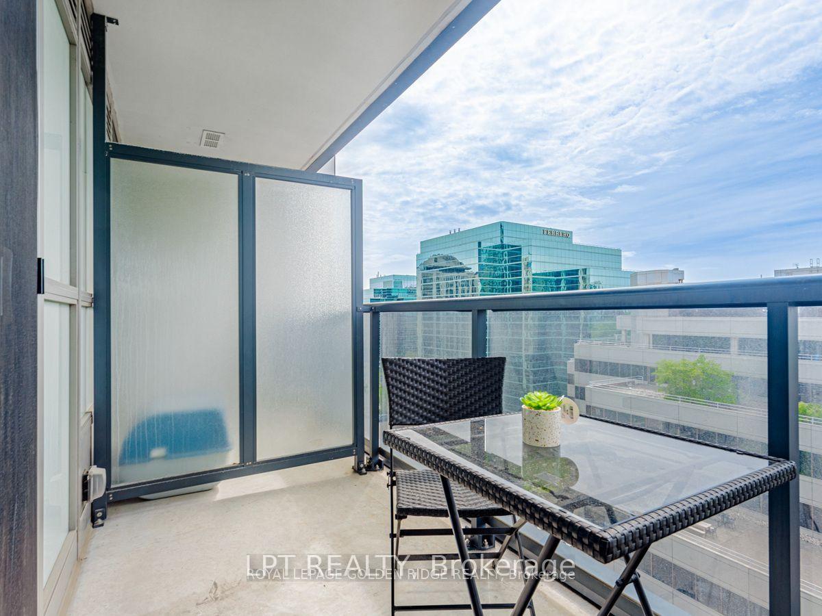 Photo 16 of Unit 1004, 88 Sheppard Avenue E, North York, Willowdale East — HOMEH