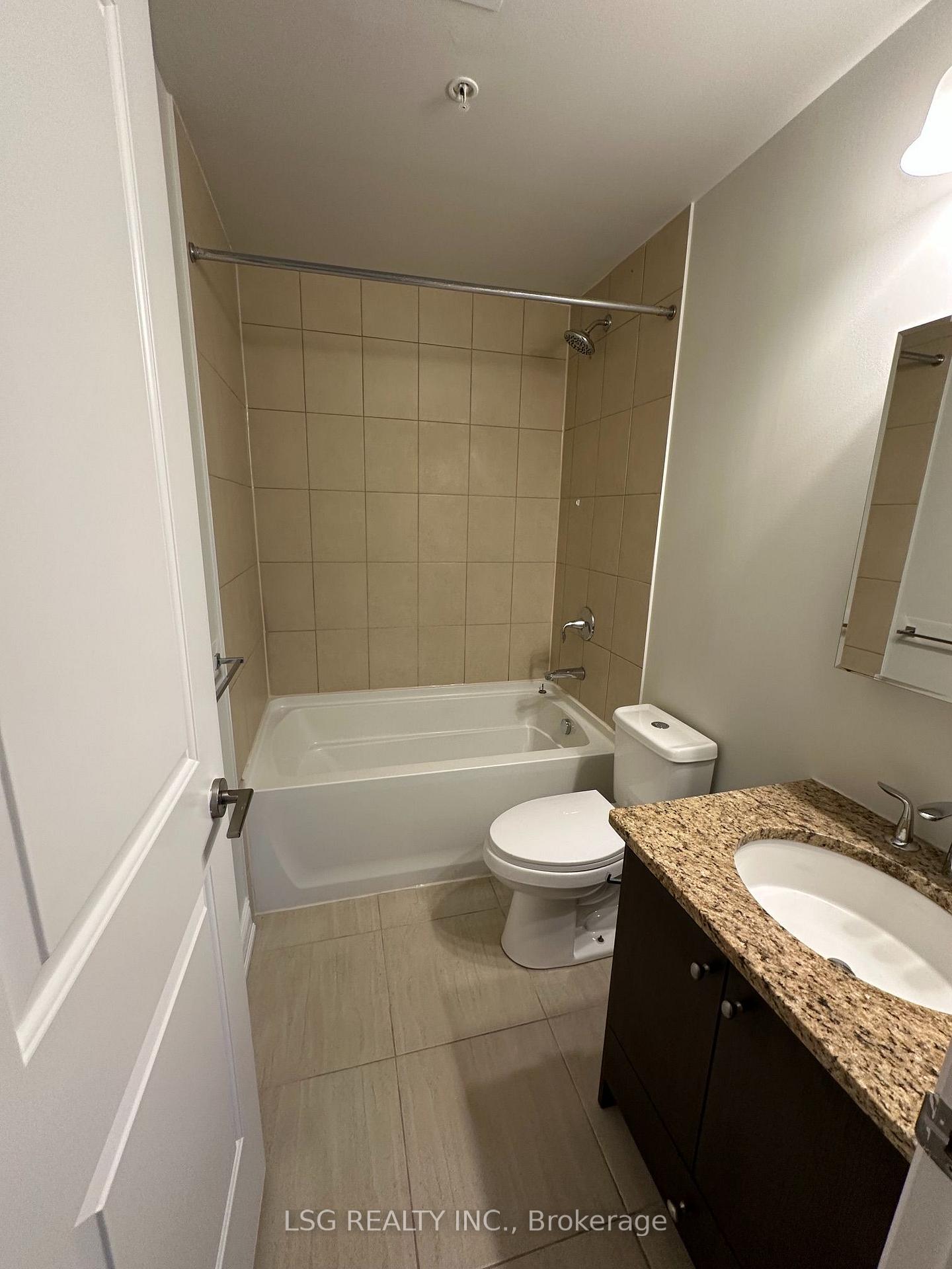 Photo 20 of Unit 902, 9088 Yonge Street, Richmond Hill, South Richvale — HOMEH
