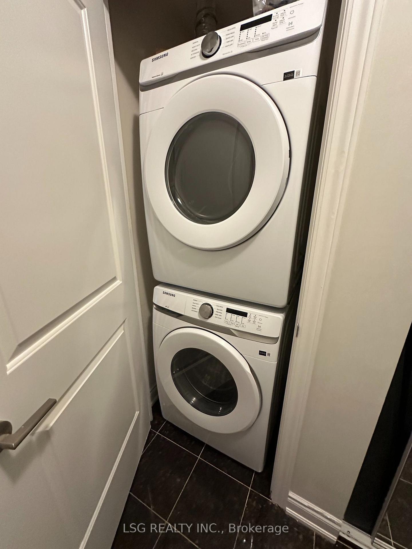 Photo 22 of Unit 902, 9088 Yonge Street, Richmond Hill, South Richvale — HOMEH