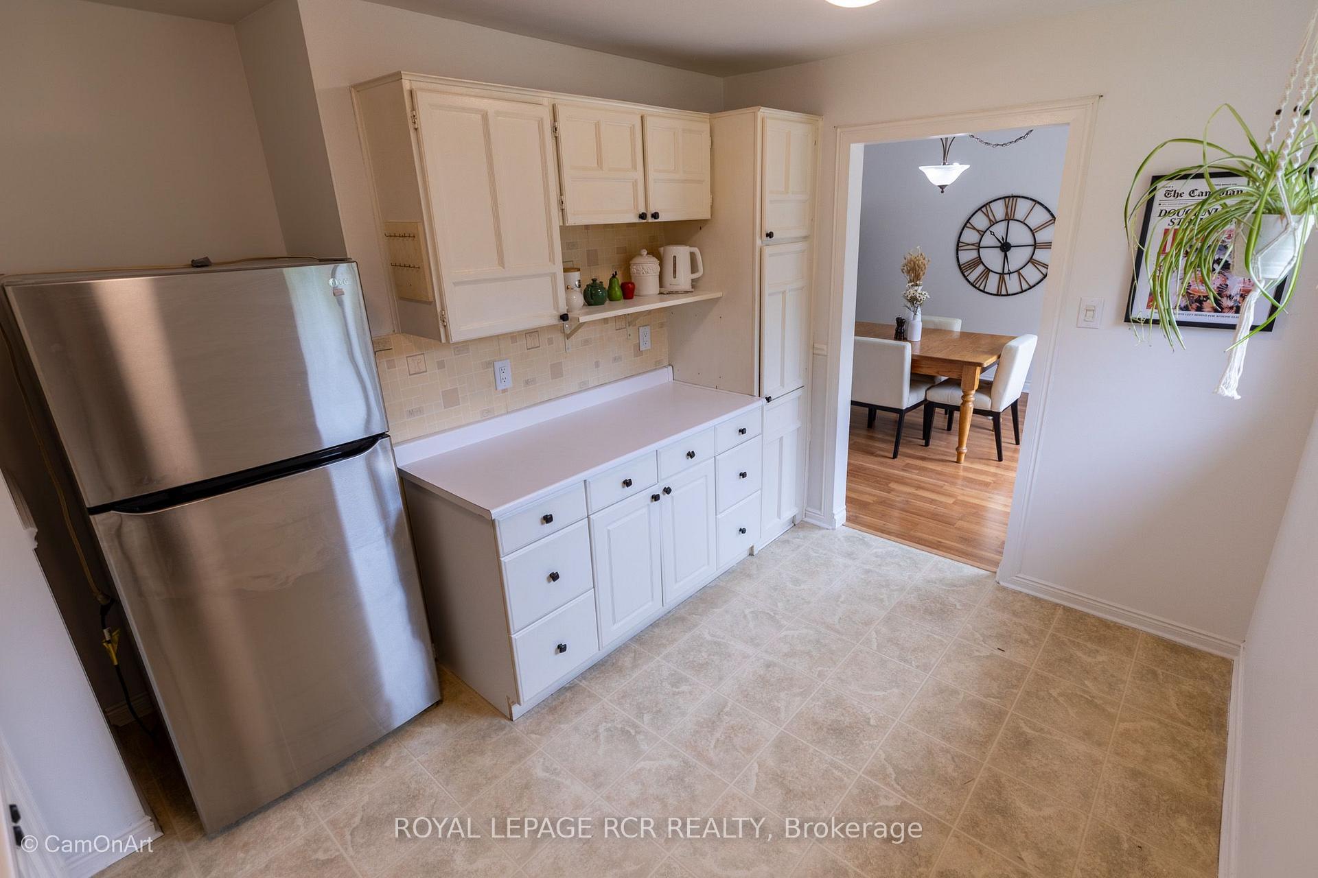 Photo 9 of 364 Dixon Boulevard, Newmarket, Central Newmarket — HOMEH