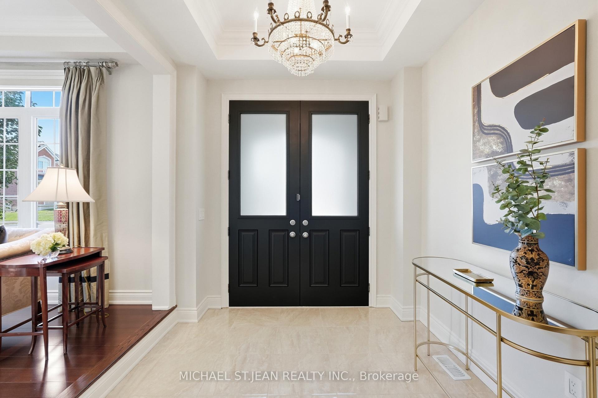 Photo 6 of 136 Sutherland Crescent, Hamilton, Ancaster — HOMEH
