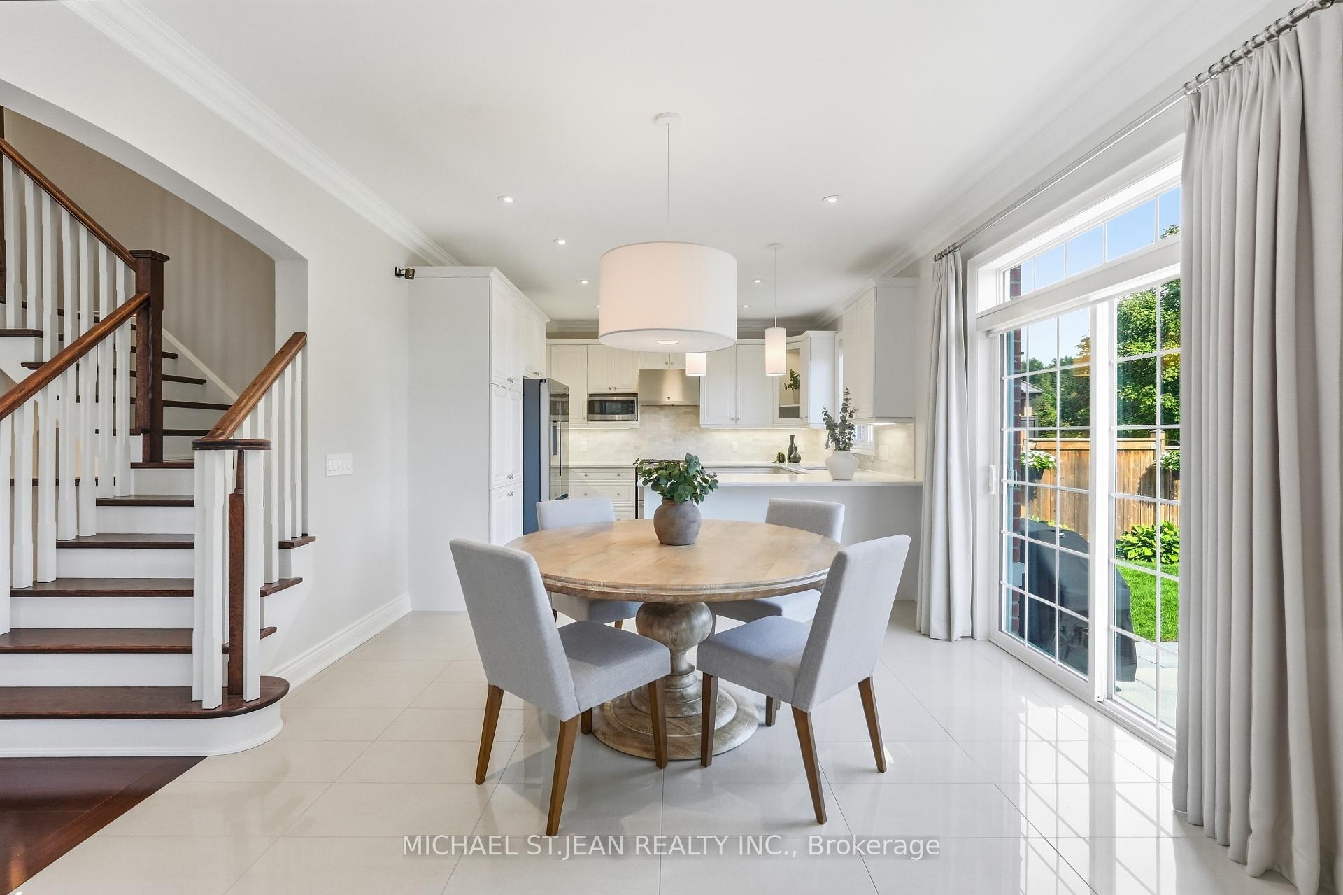 Photo 17 of 136 Sutherland Crescent, Hamilton, Ancaster — HOMEH