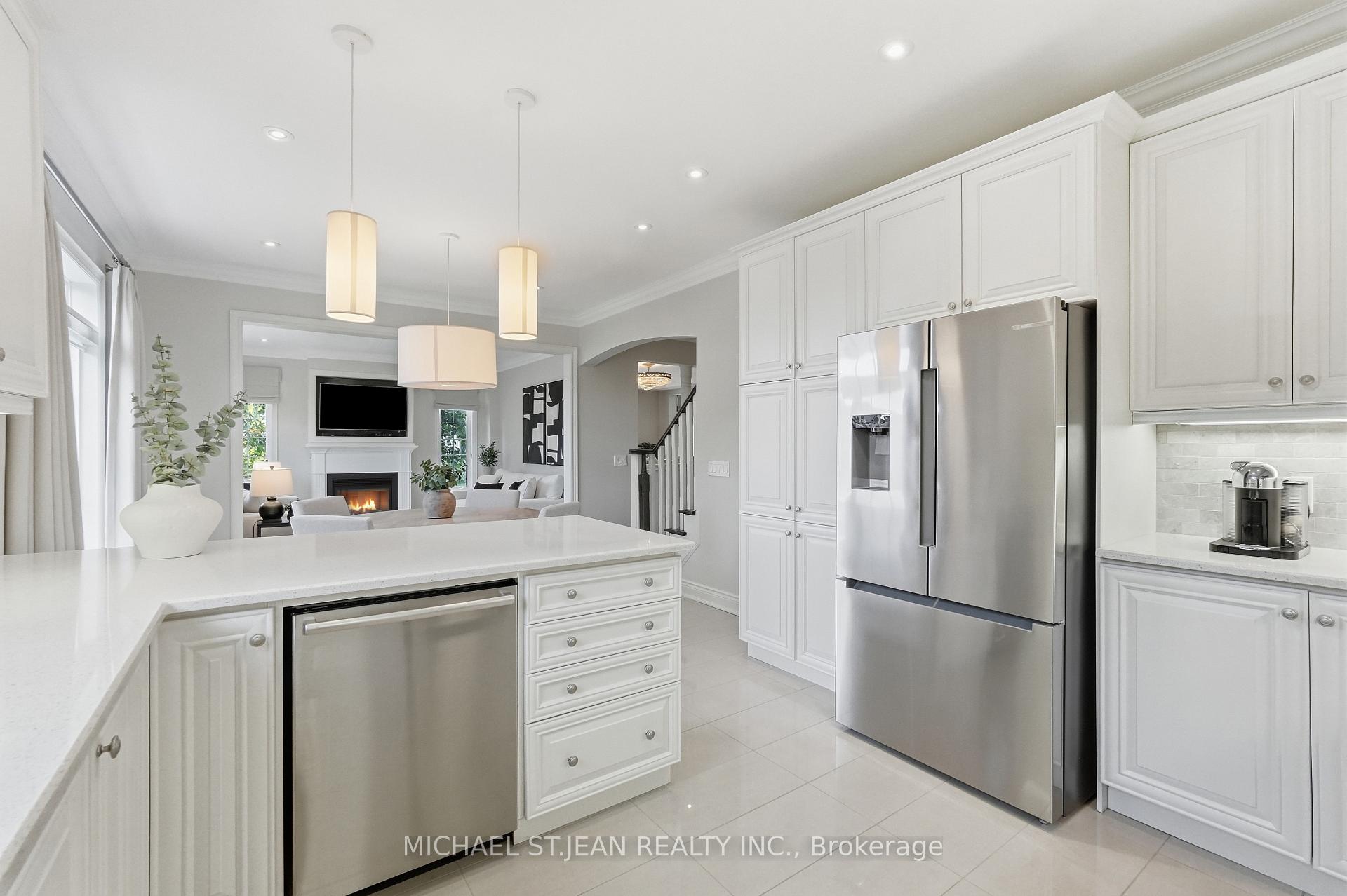 Photo 20 of 136 Sutherland Crescent, Hamilton, Ancaster — HOMEH