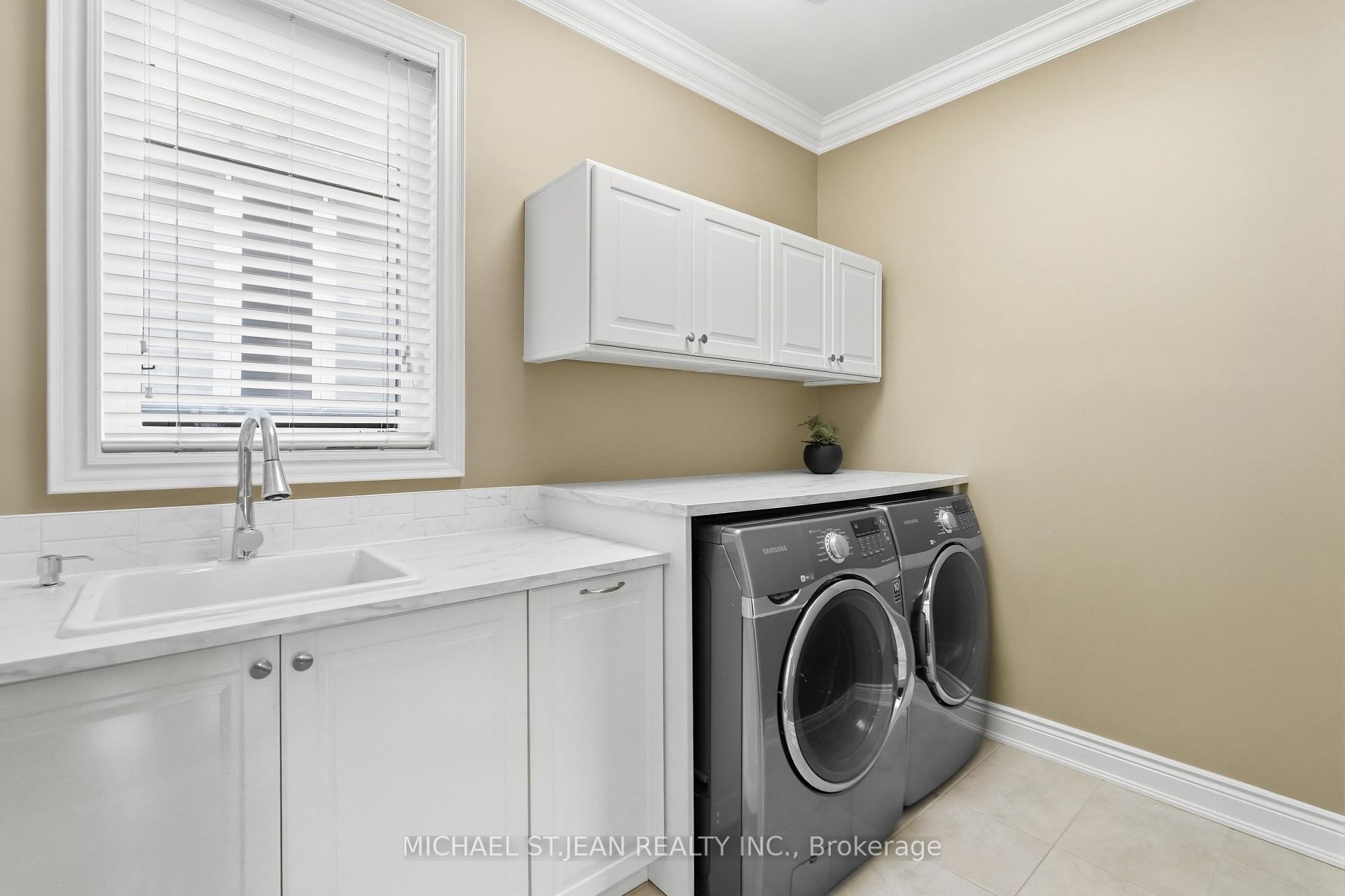 Photo 27 of 136 Sutherland Crescent, Hamilton, Ancaster — HOMEH