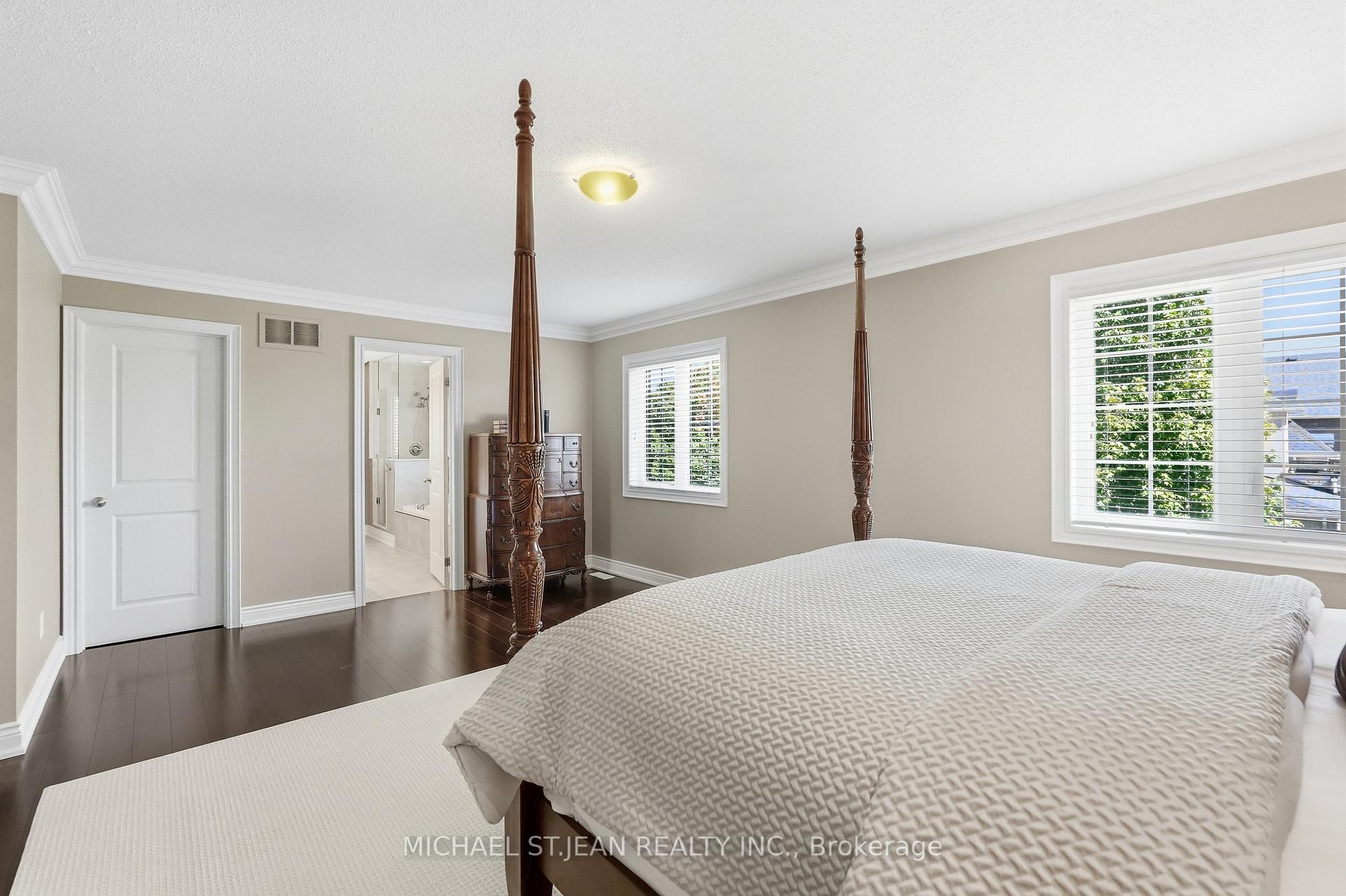 Photo 32 of 136 Sutherland Crescent, Hamilton, Ancaster — HOMEH