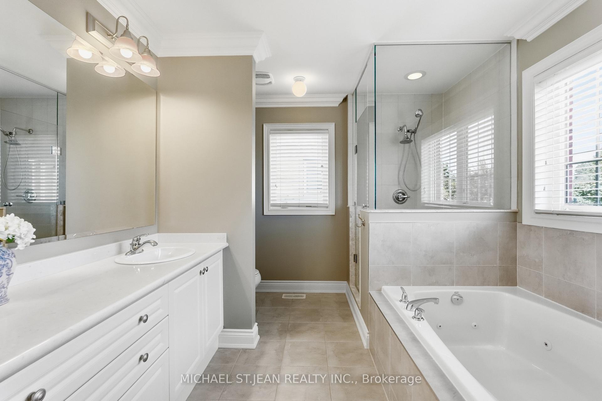 Photo 34 of 136 Sutherland Crescent, Hamilton, Ancaster — HOMEH
