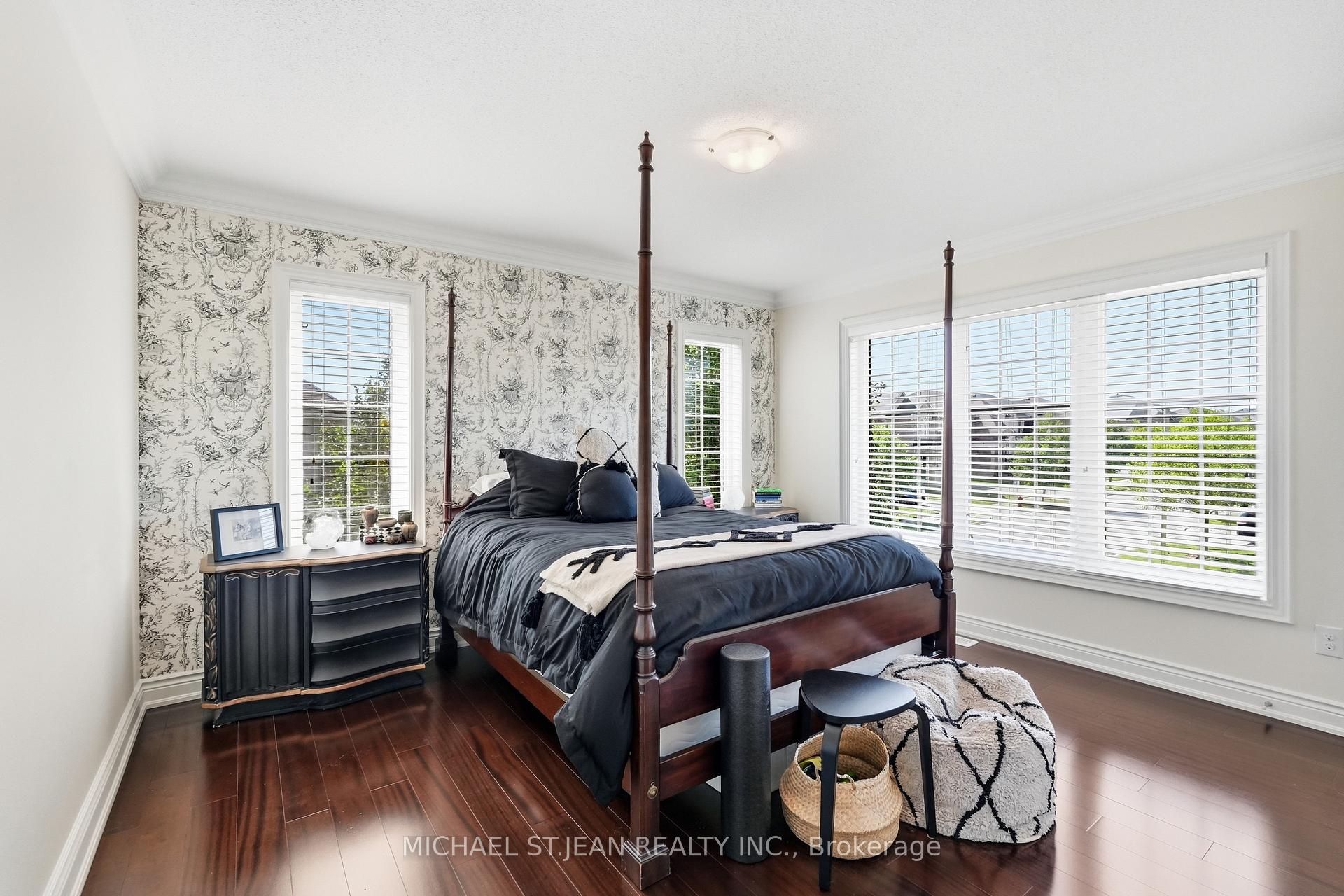 Photo 39 of 136 Sutherland Crescent, Hamilton, Ancaster — HOMEH