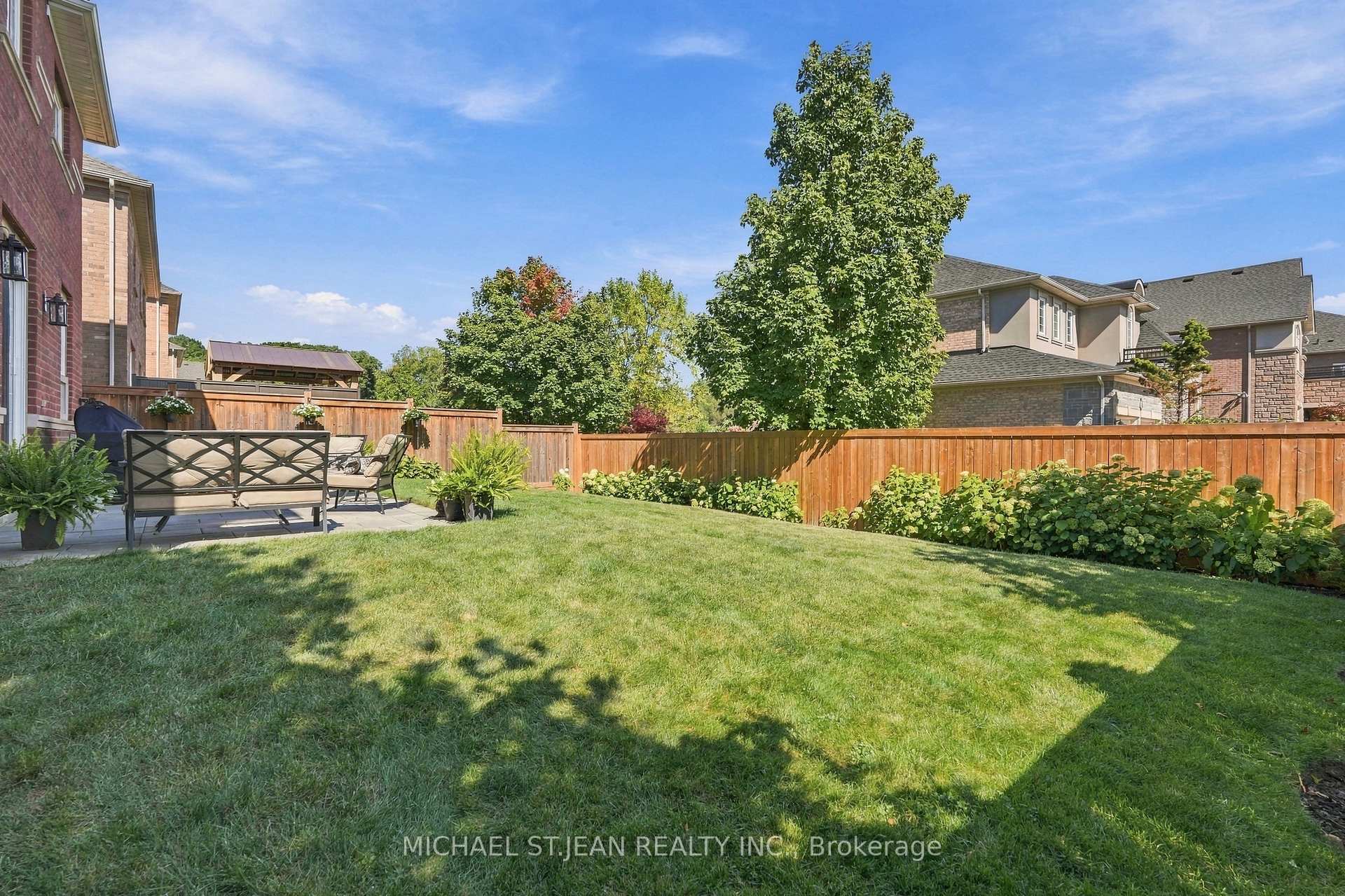 Photo 45 of 136 Sutherland Crescent, Hamilton, Ancaster — HOMEH