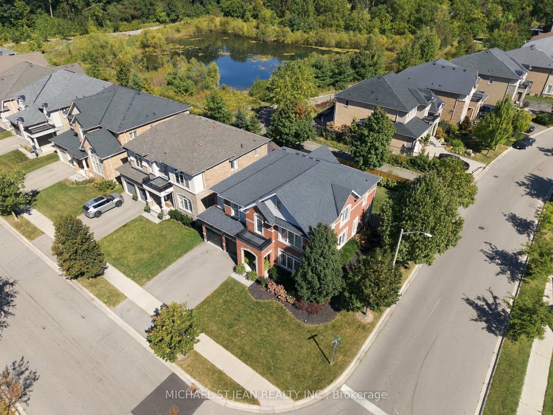 Photo 47 of 136 Sutherland Crescent, Hamilton, Ancaster — HOMEH