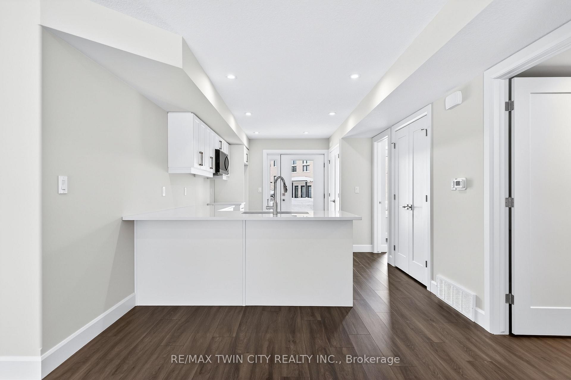 Photo 12 of Unit 47, 3202 Vivian Line, Stratford — HOMEH