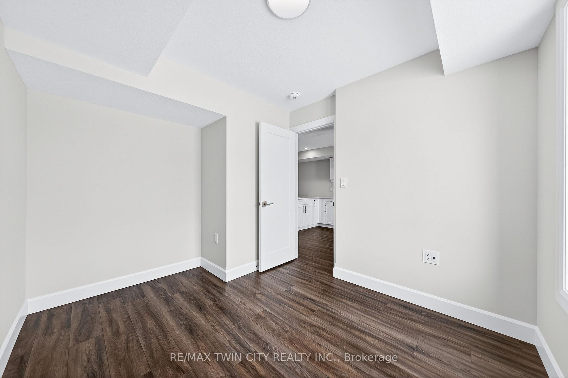 Photo 27 of Unit 47, 3202 Vivian Line, Stratford — HOMEH